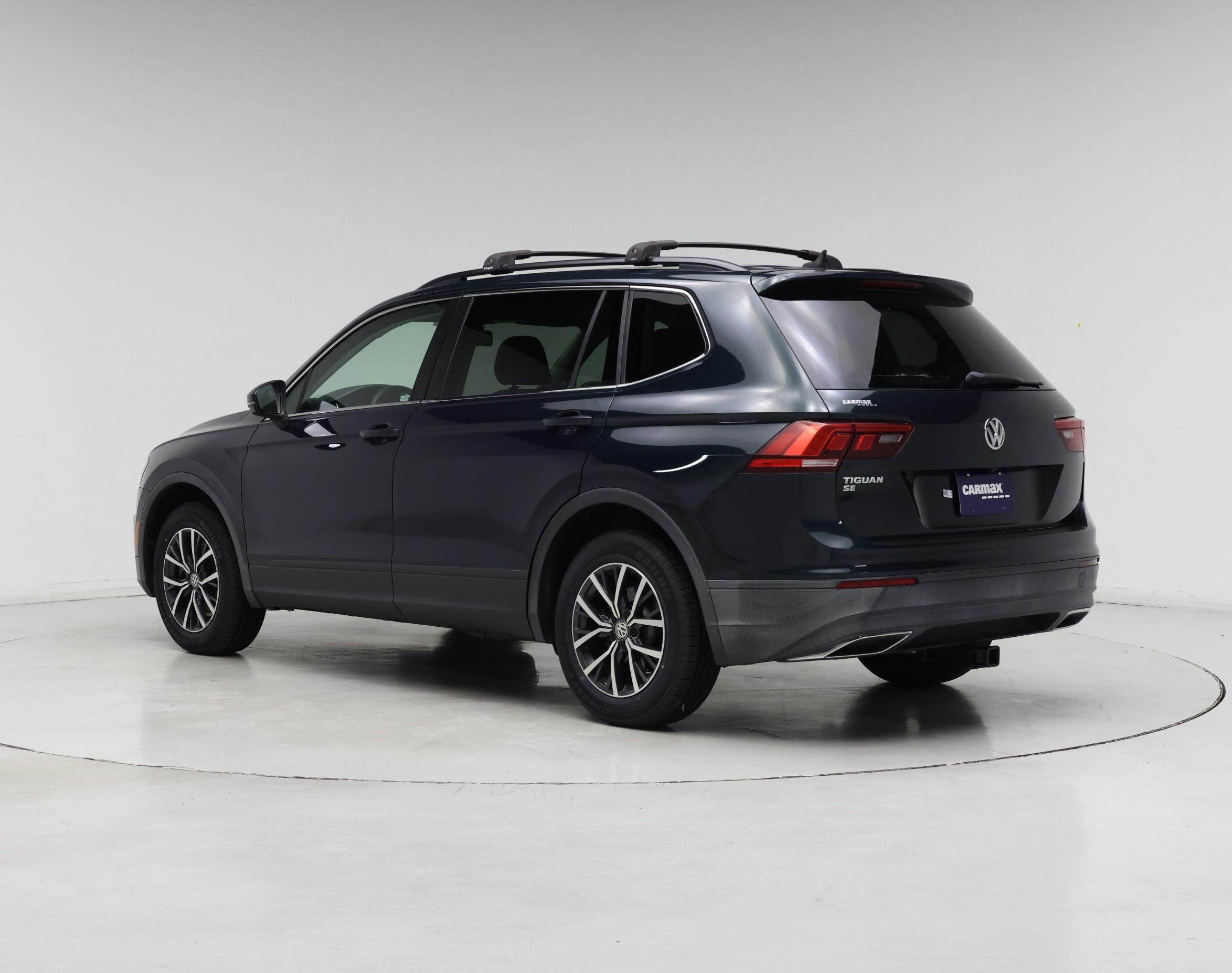 Thumbnail: 2019 Volkswagen Tiguan - 2