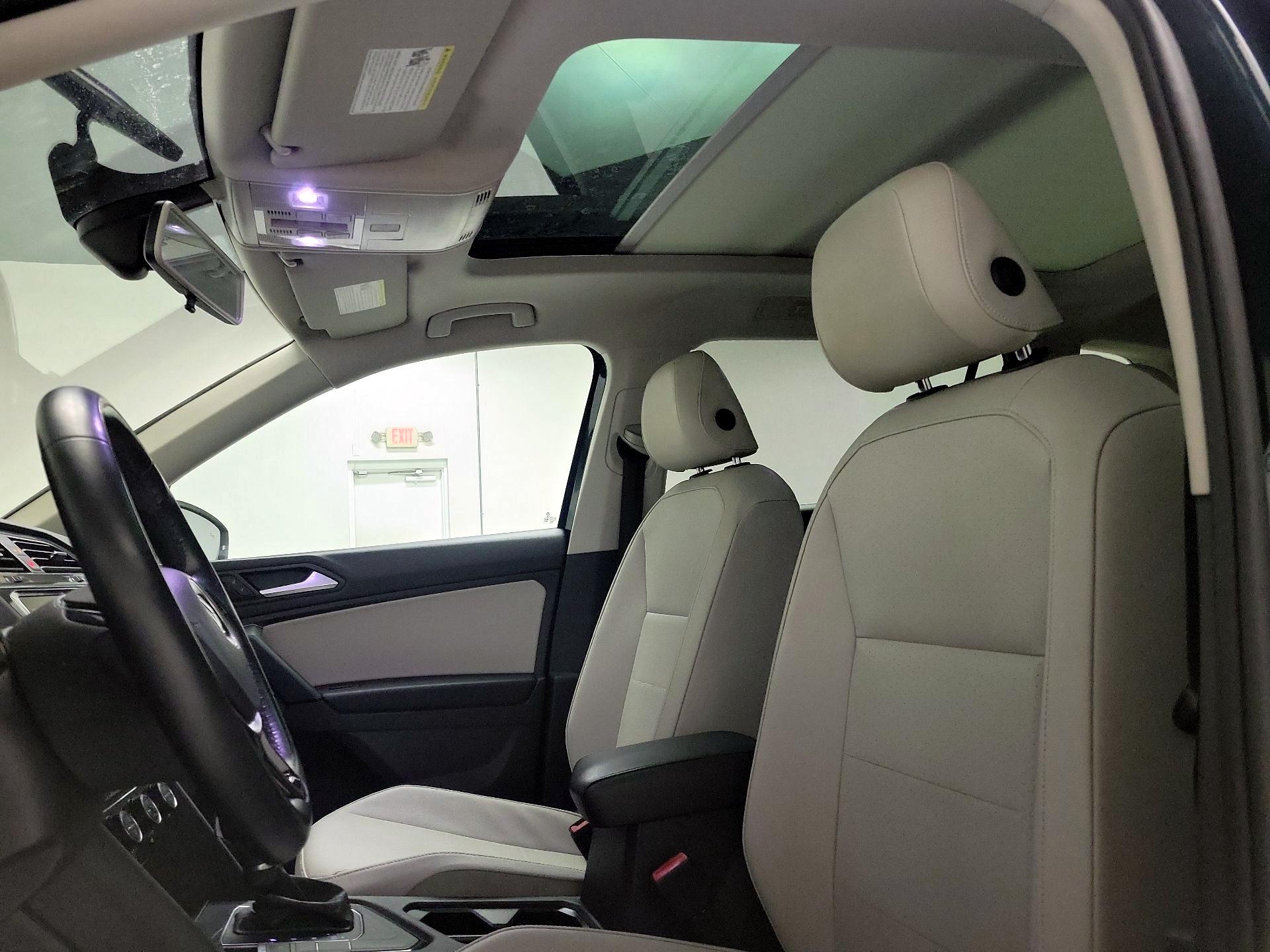 Thumbnail: 2019 Volkswagen Tiguan - 19