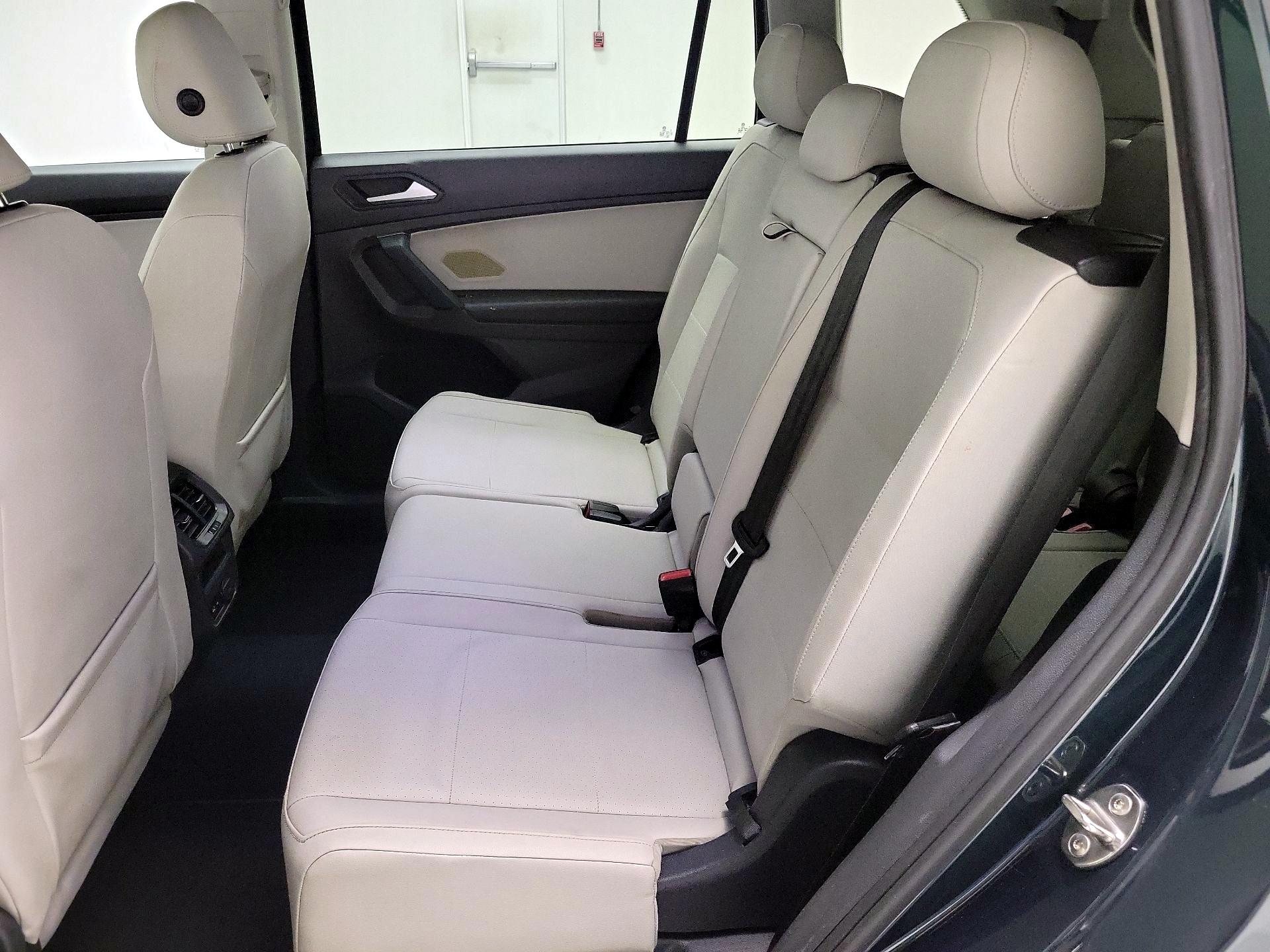 Thumbnail: 2019 Volkswagen Tiguan - 20