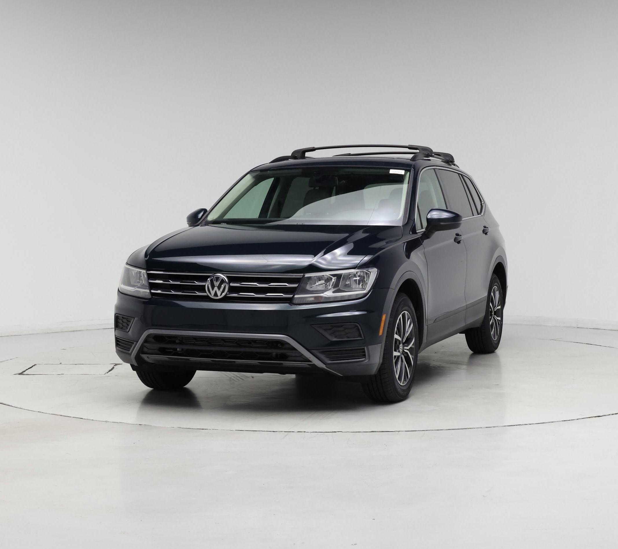 Thumbnail: 2019 Volkswagen Tiguan - 4