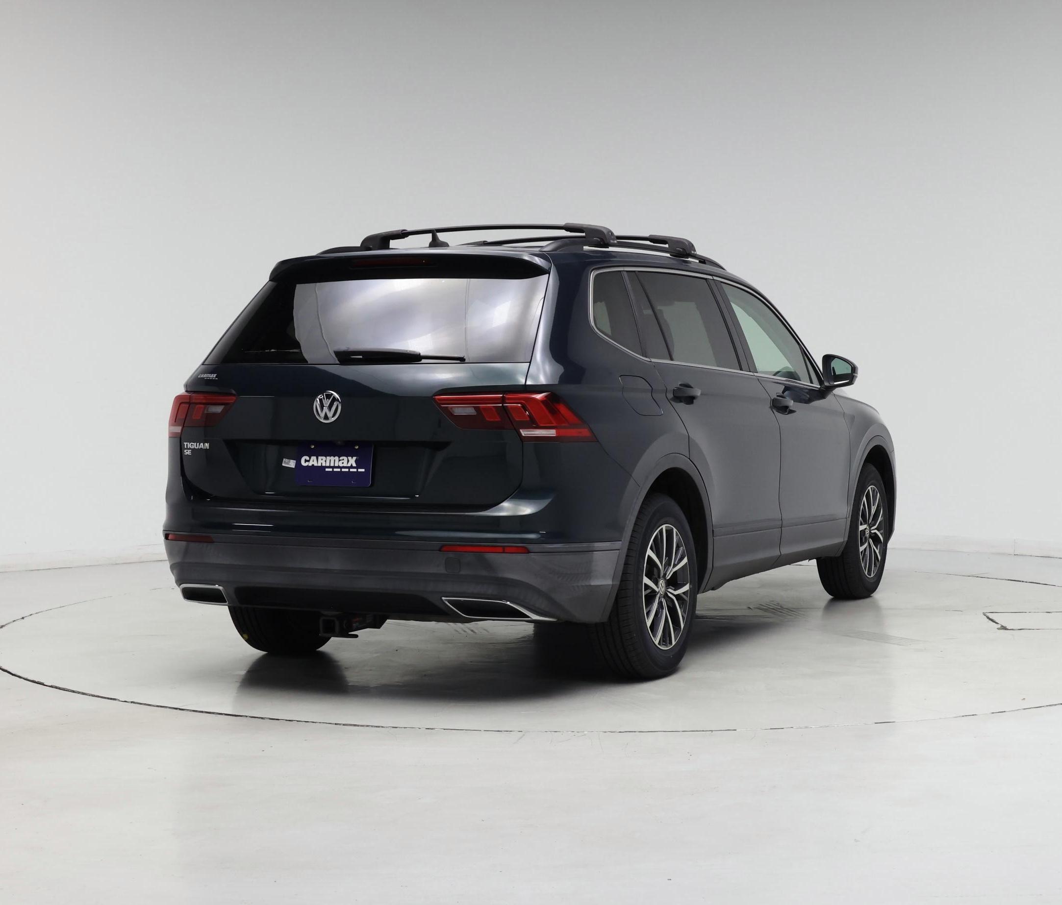 Thumbnail: 2019 Volkswagen Tiguan - 8