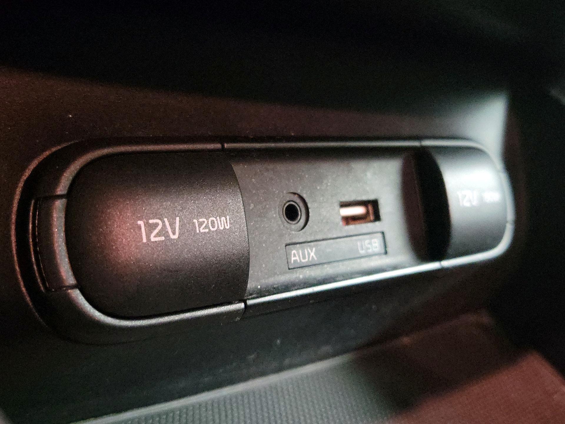 Thumbnail: 2018 Kia Soul - 18