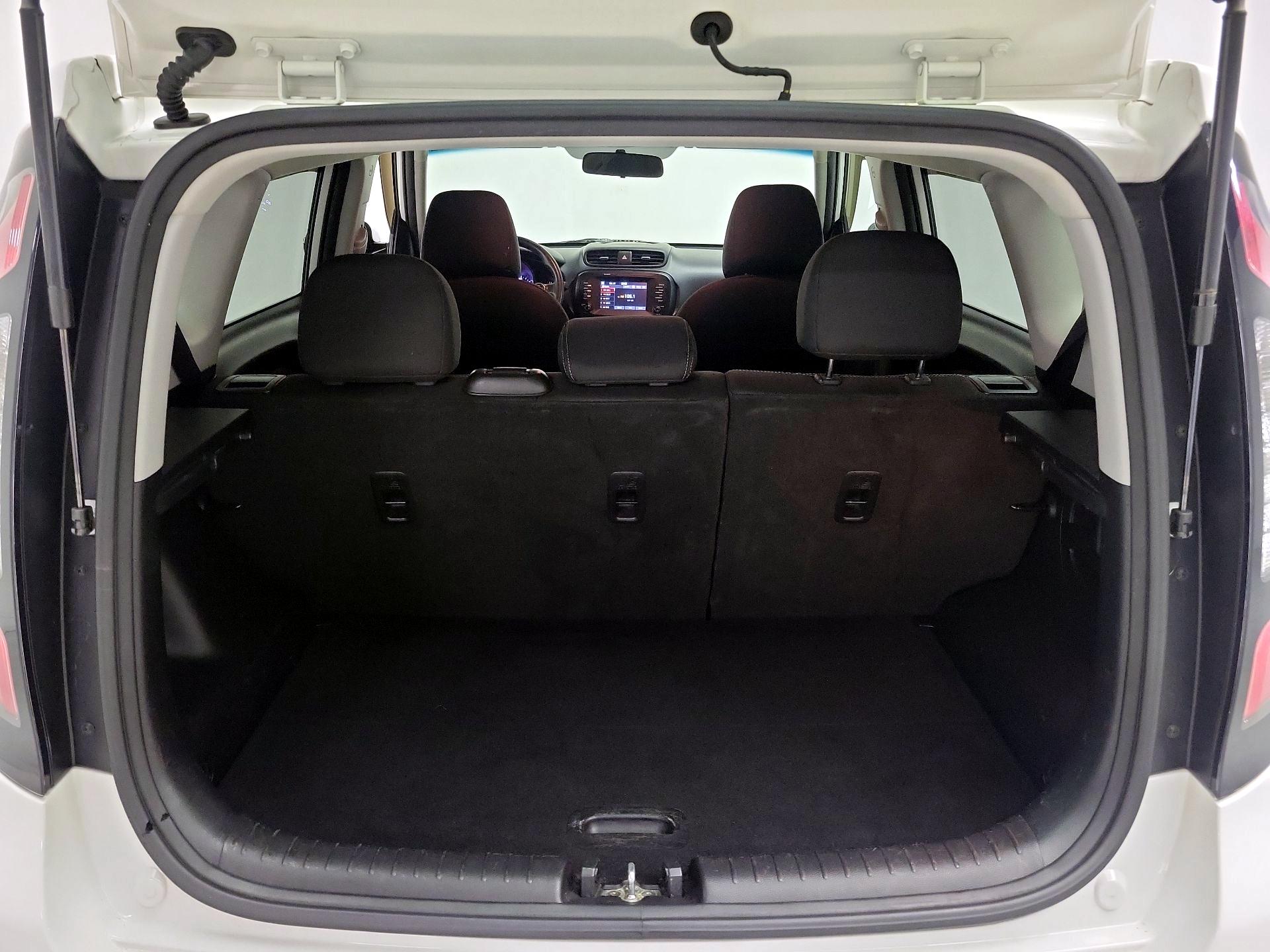 Thumbnail: 2018 Kia Soul - 20