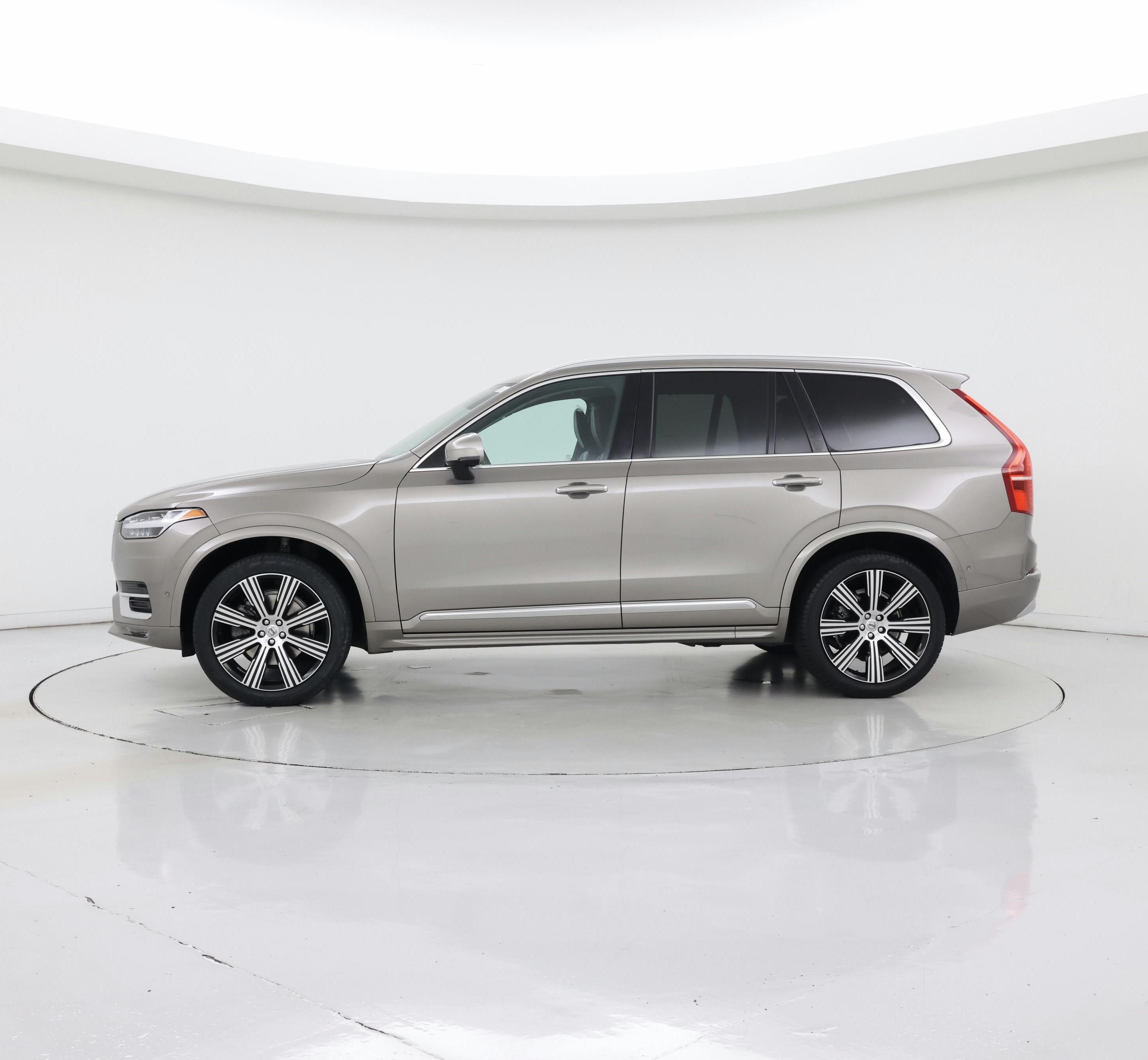Thumbnail: 2022 Volvo XC90 - 3