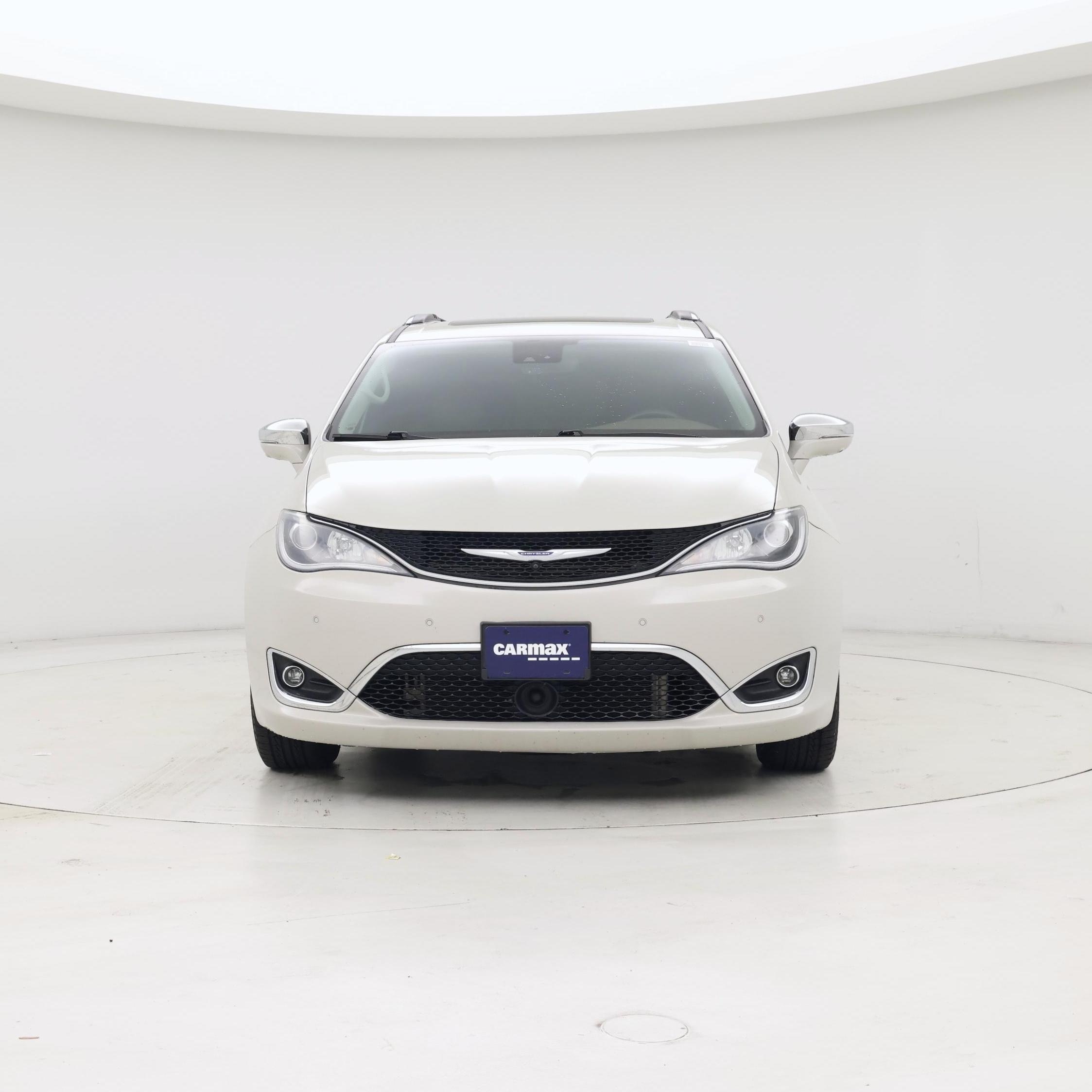 Thumbnail: 2019 Chrysler Pacifica - 5