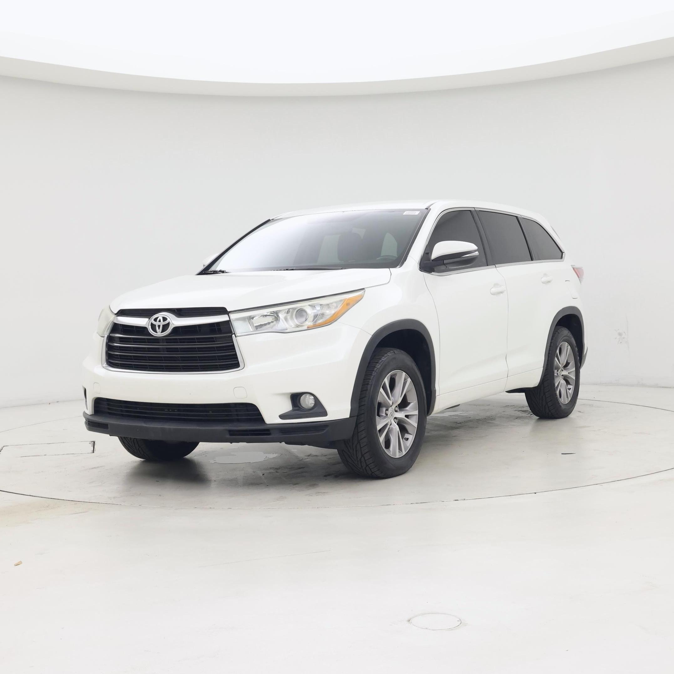 Thumbnail: 2015 Toyota Highlander - 4