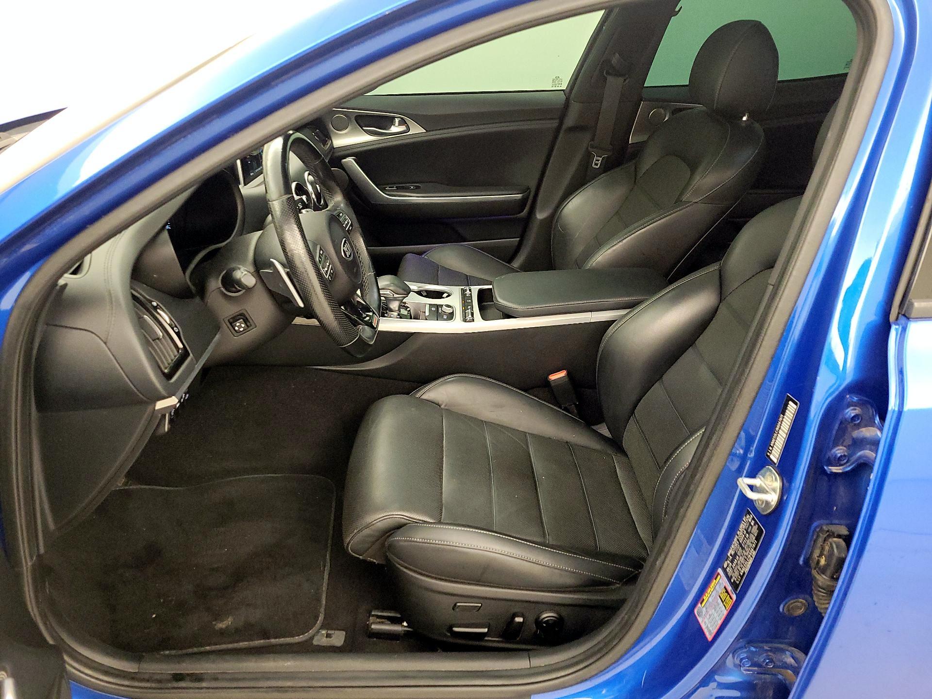 Thumbnail: 2019 Kia Stinger - 11