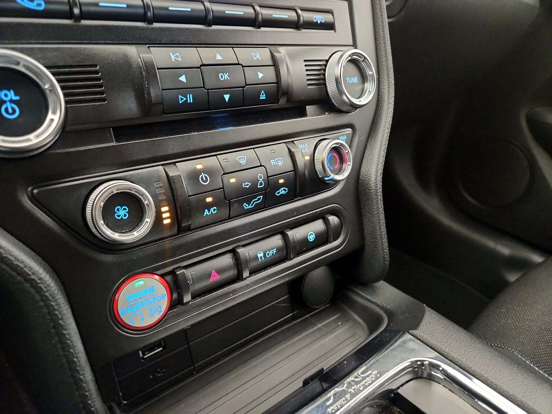 Thumbnail: 2015 Ford Mustang - 12