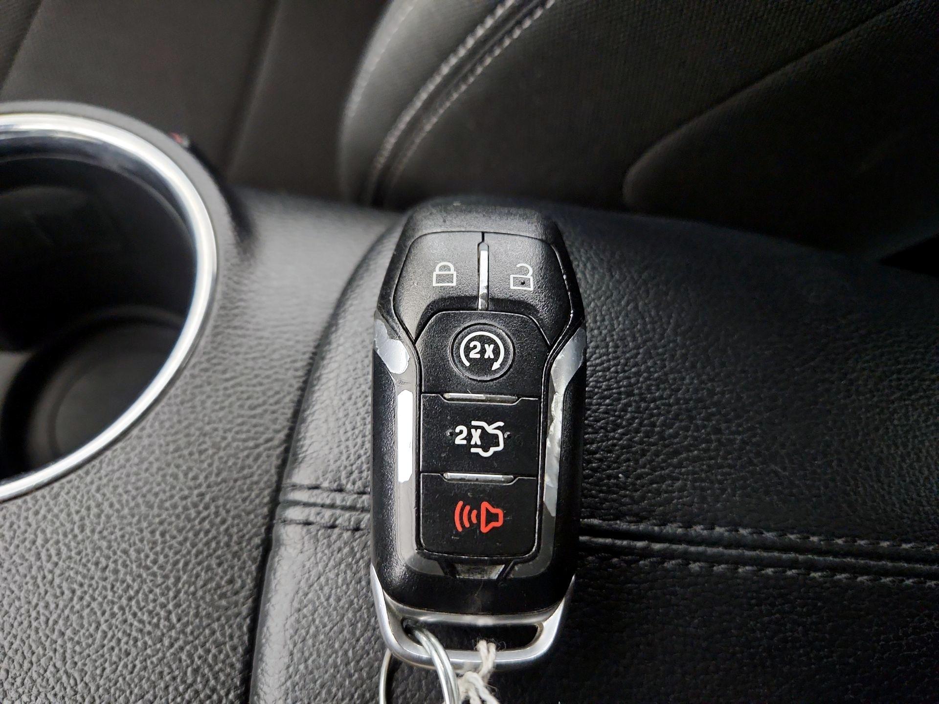 Thumbnail: 2015 Ford Mustang - 16
