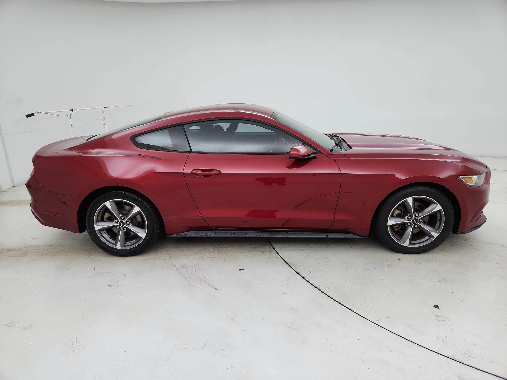 Thumbnail: 2015 Ford Mustang - 4