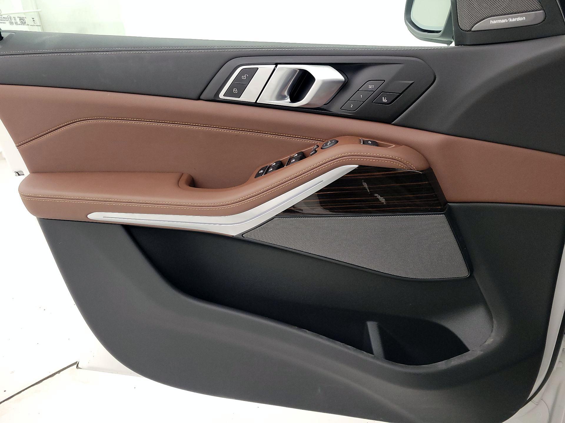 Thumbnail: 2026 BMW X5 - 12