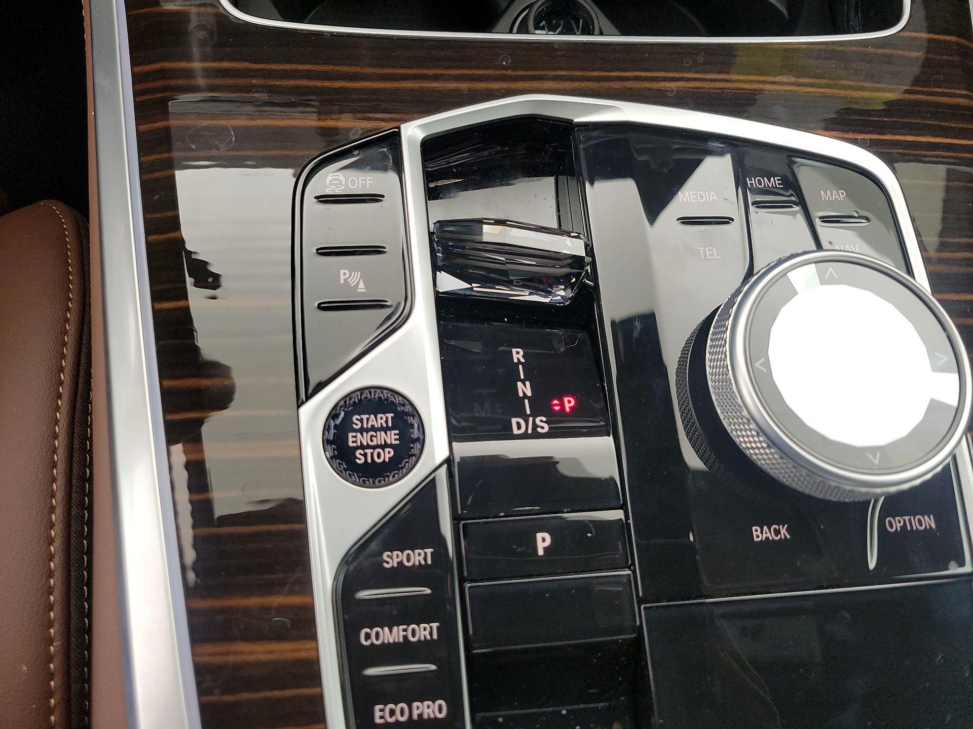 Thumbnail: 2026 BMW X5 - 18