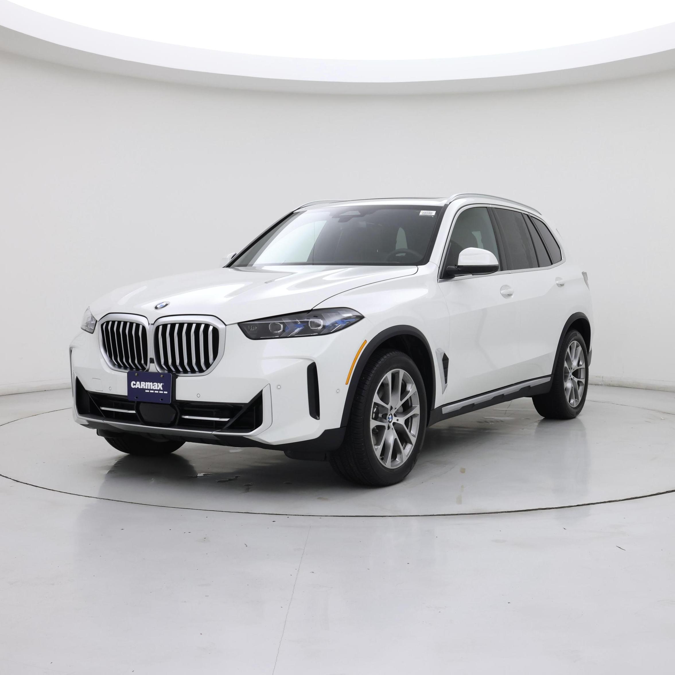 Thumbnail: 2026 BMW X5 - 4
