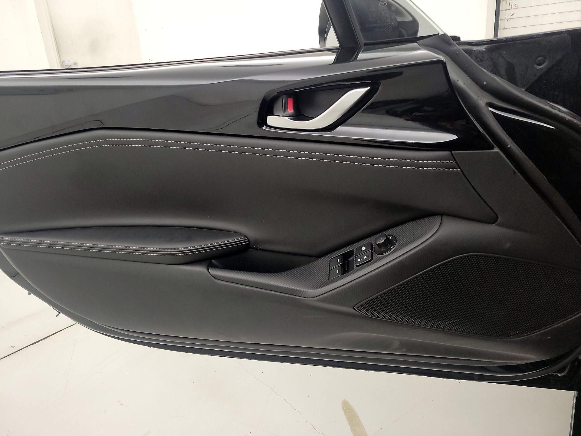 Thumbnail: 2023 Mazda MX-5 Miata - 12