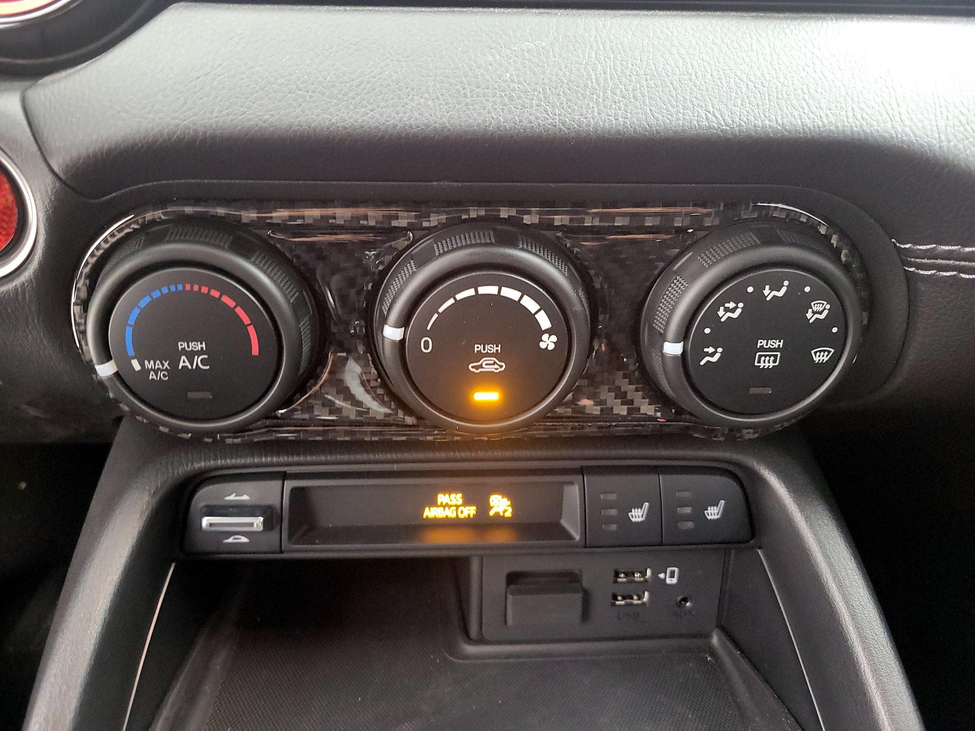 Thumbnail: 2023 Mazda MX-5 Miata - 16