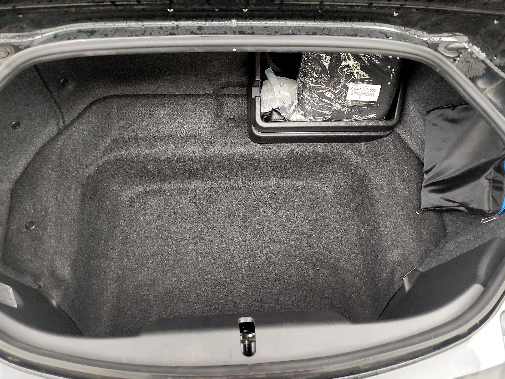 Thumbnail: 2023 Mazda MX-5 Miata - 19