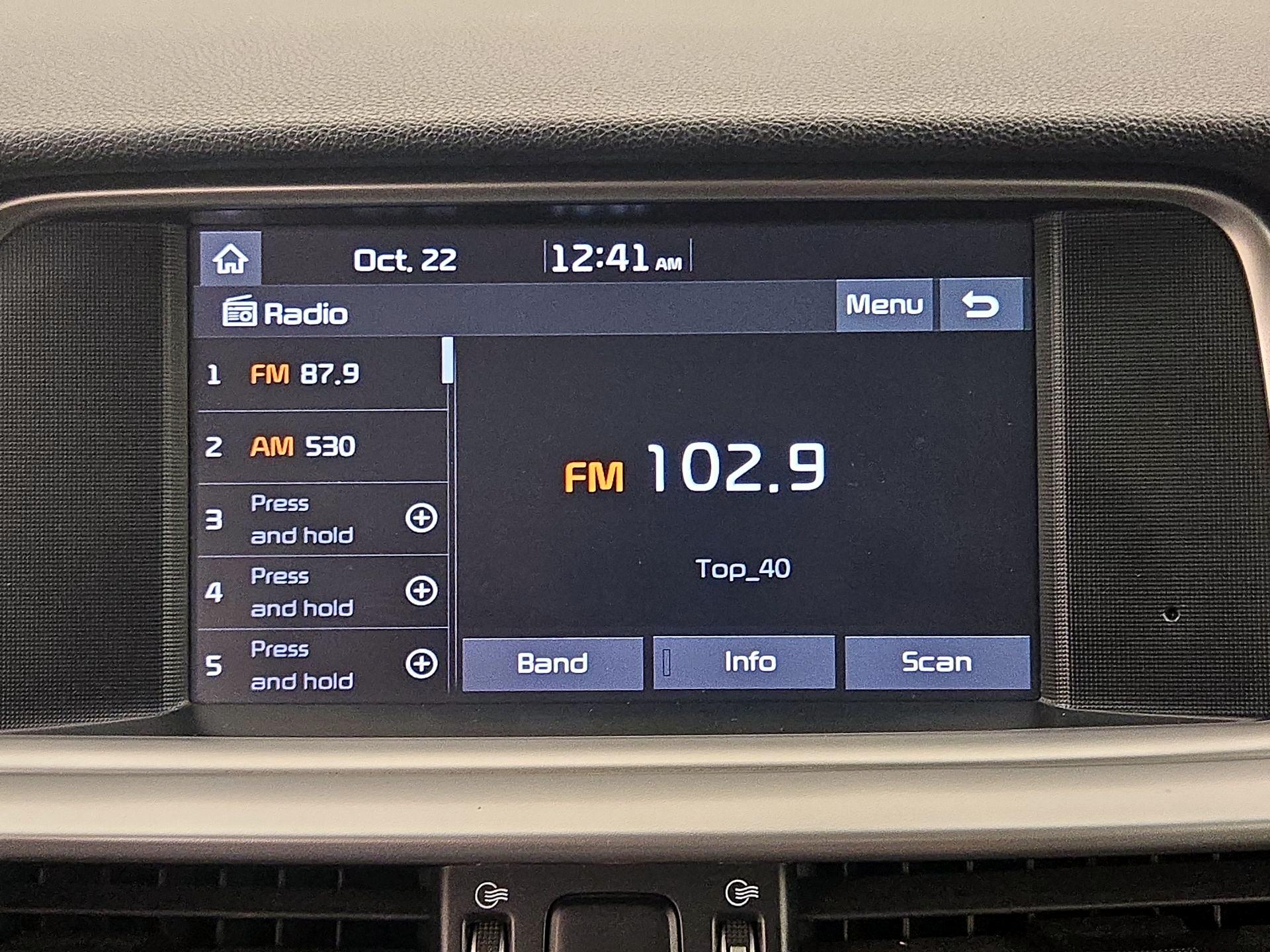 Thumbnail: 2019 Kia Optima - 15