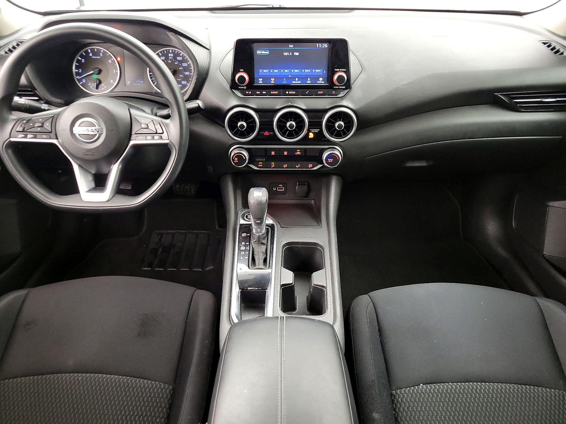 Thumbnail: 2020 Nissan Sentra - 9