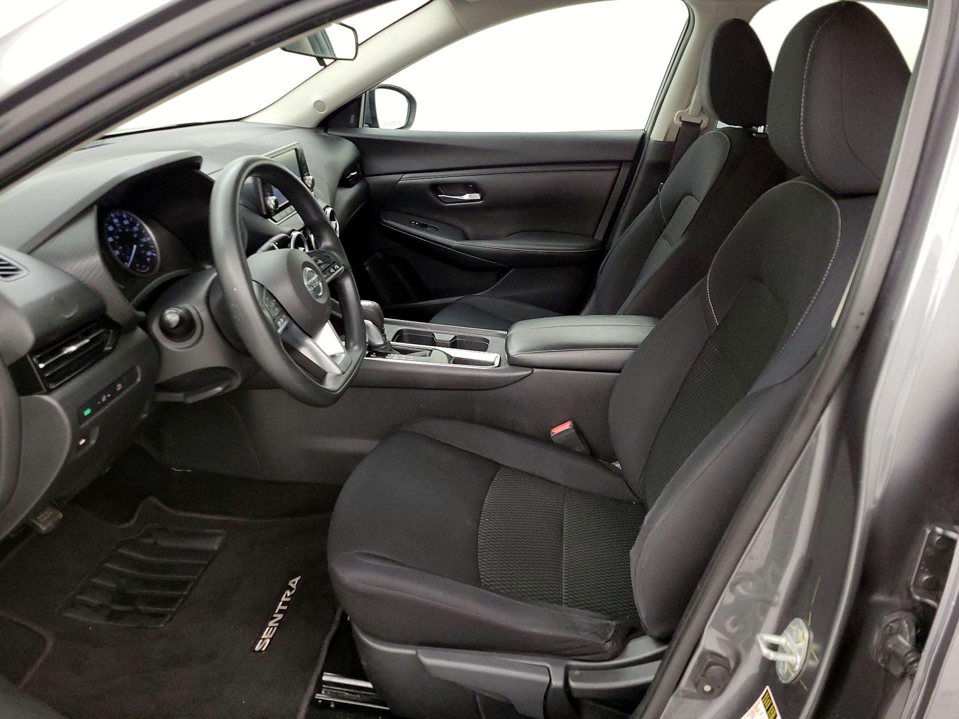 Thumbnail: 2020 Nissan Sentra - 11