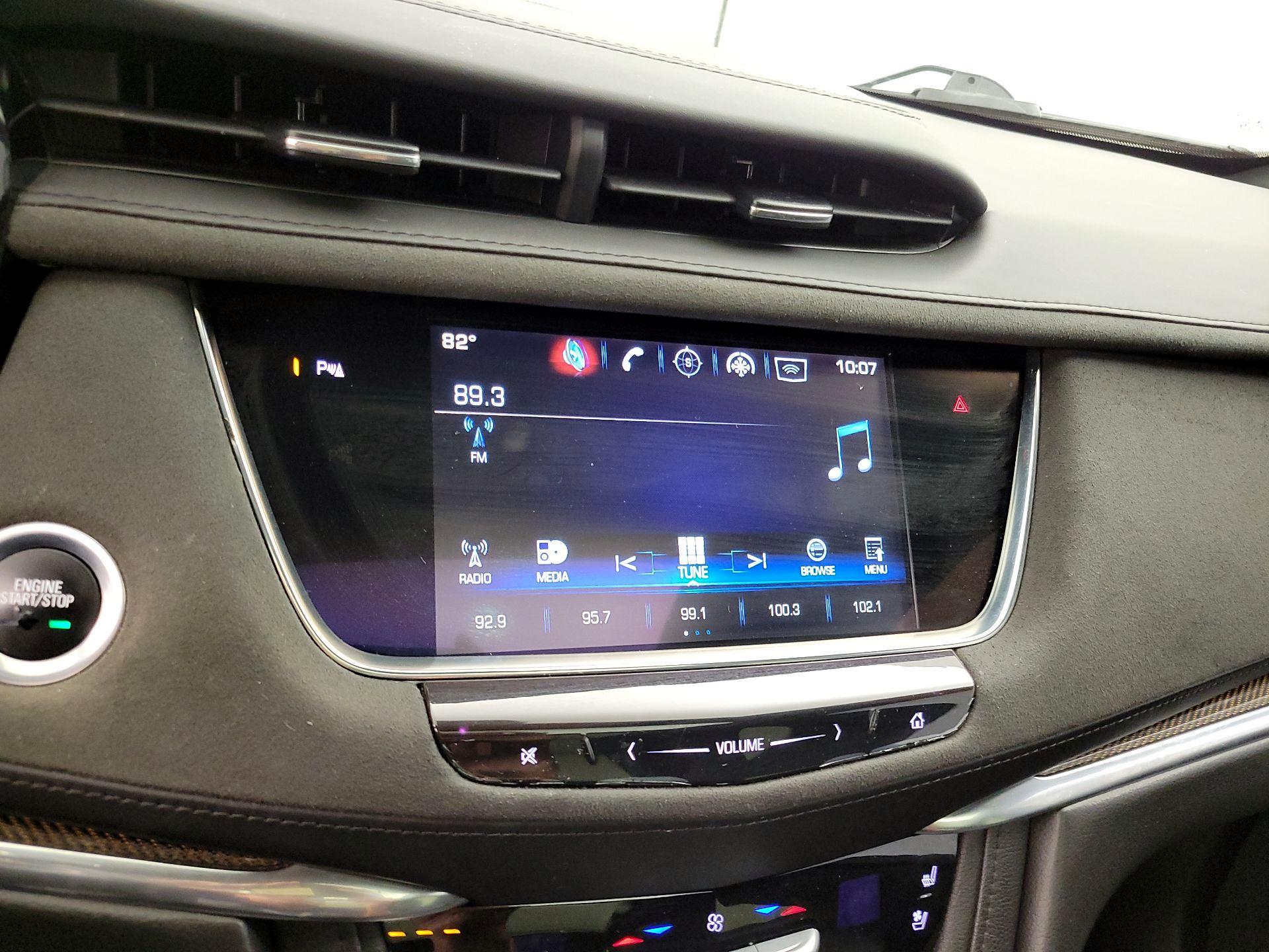 Thumbnail: 2017 Cadillac XT5 - 16