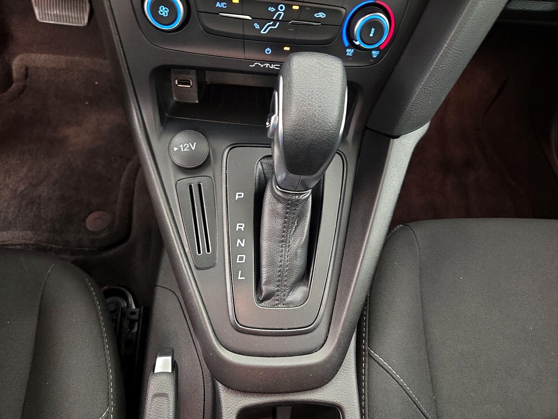 Thumbnail: 2018 Ford Focus - 17