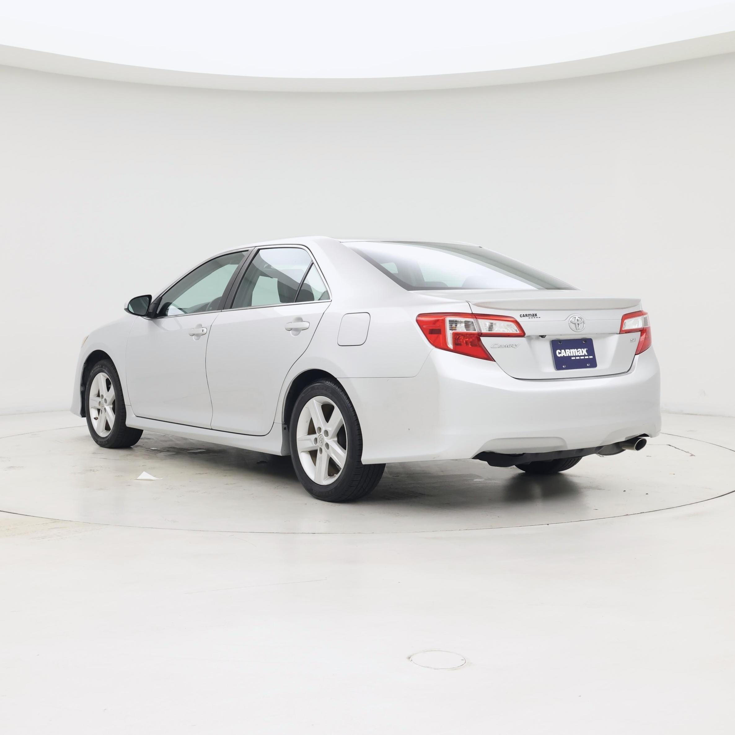 Thumbnail: 2014 Toyota Camry - 2