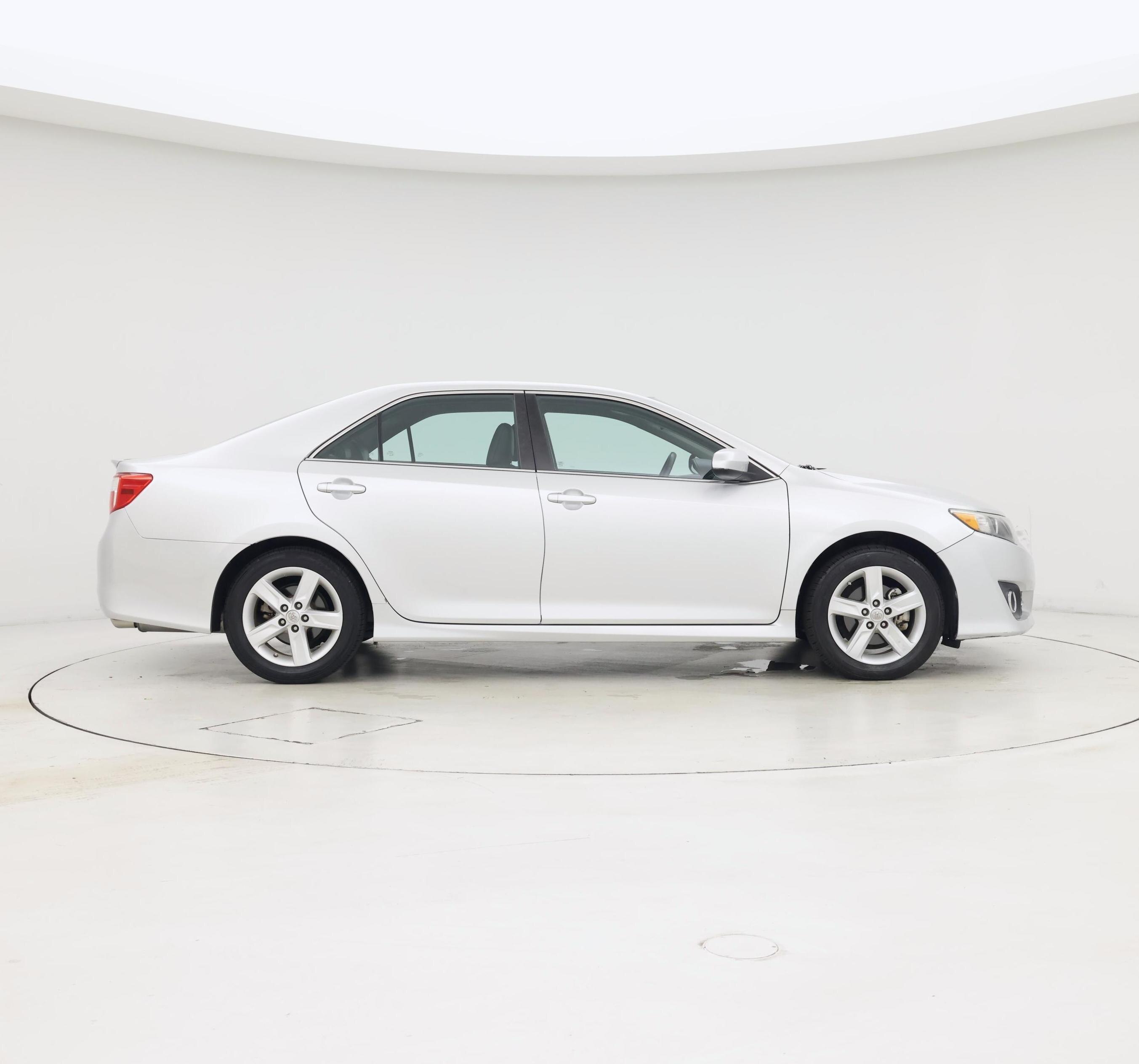Thumbnail: 2014 Toyota Camry - 7