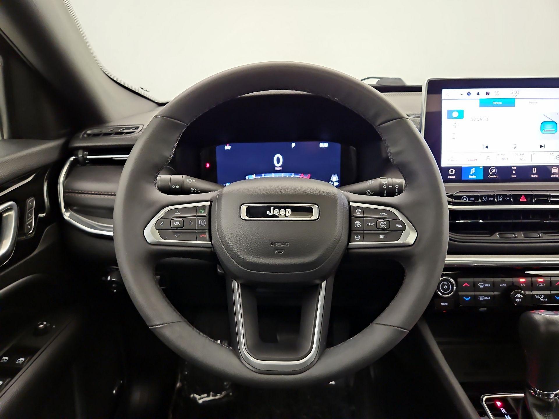 Thumbnail: 2023 Jeep Compass - 10