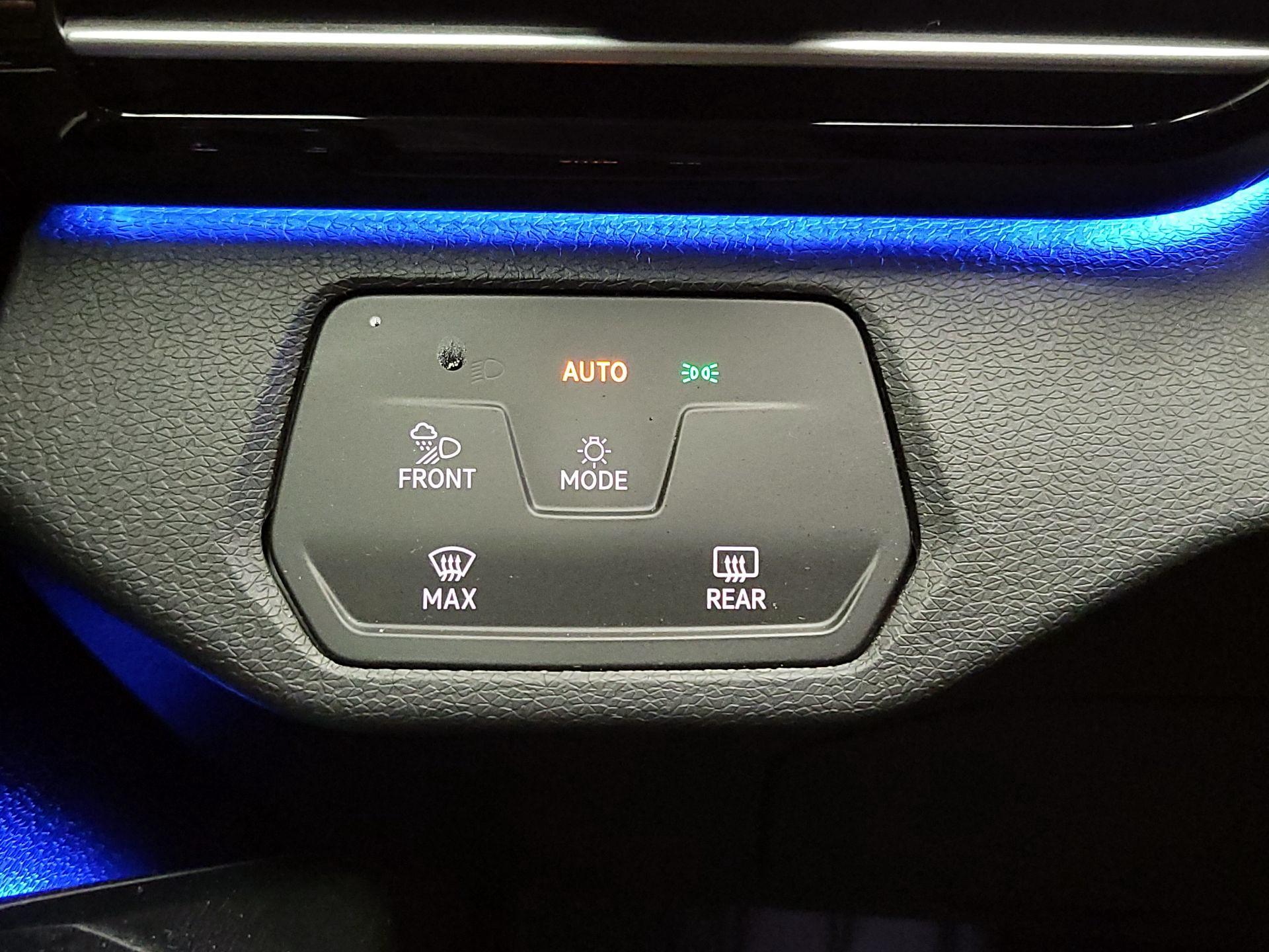 Thumbnail: 2022 Volkswagen ID.4 - 13