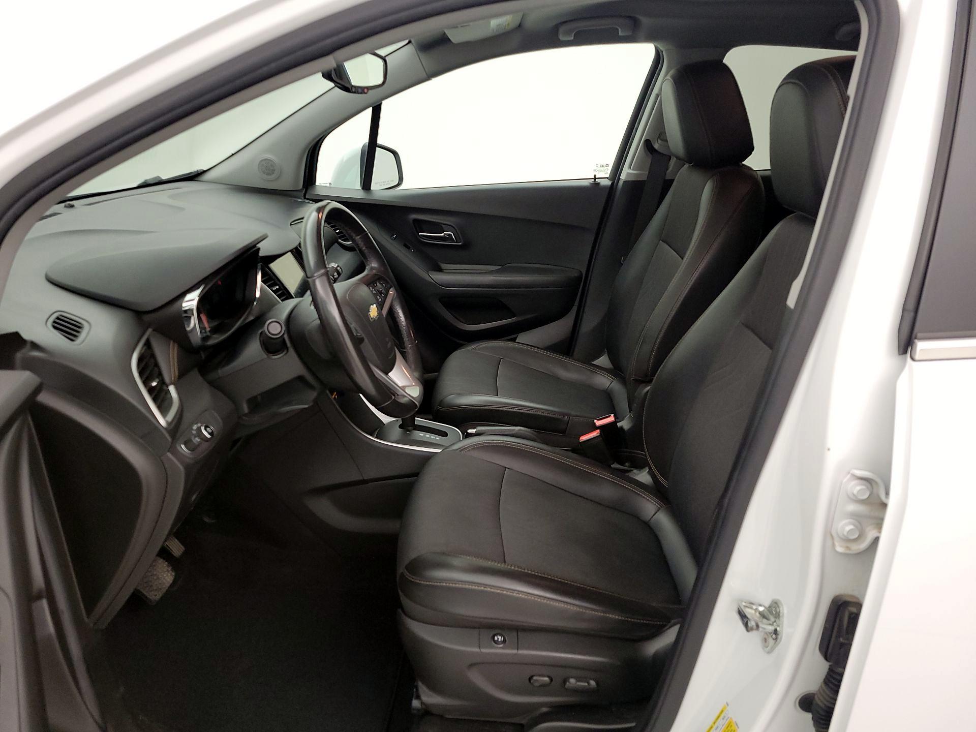 Thumbnail: 2018 Chevrolet Trax - 11
