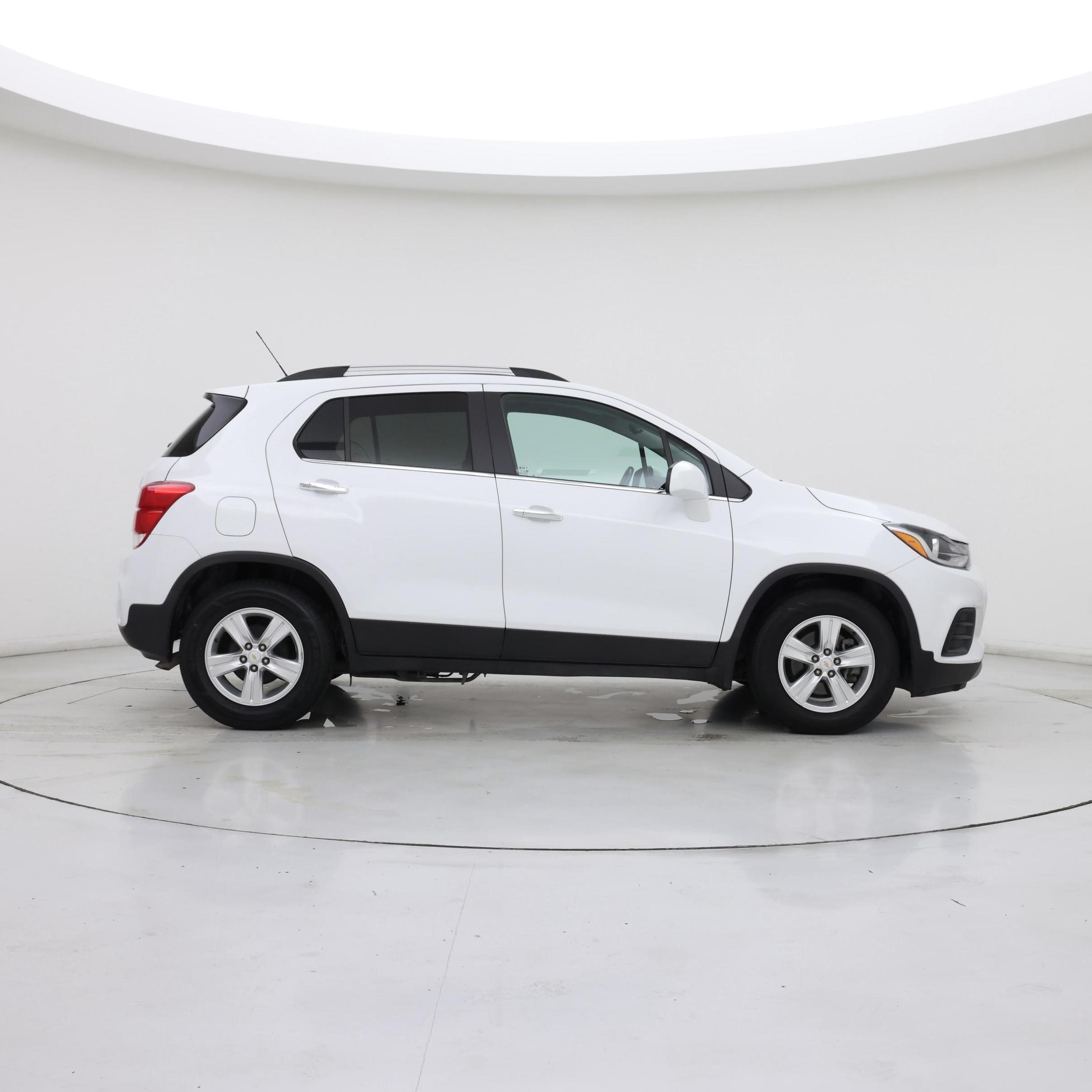 Thumbnail: 2018 Chevrolet Trax - 7