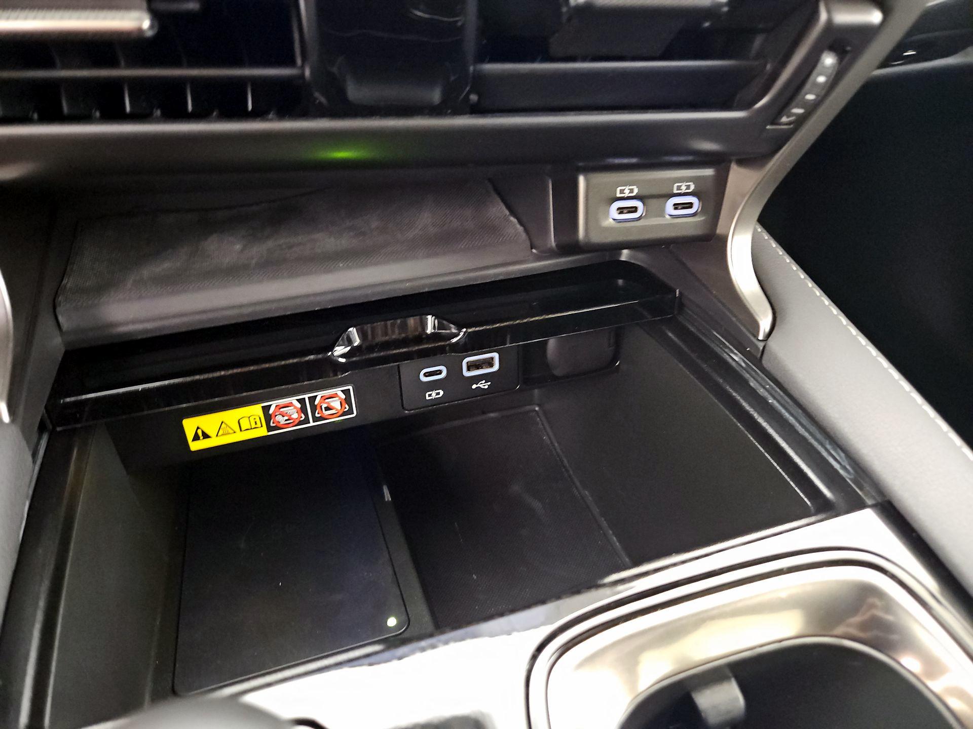 Thumbnail: 2023 Lexus RX - 18