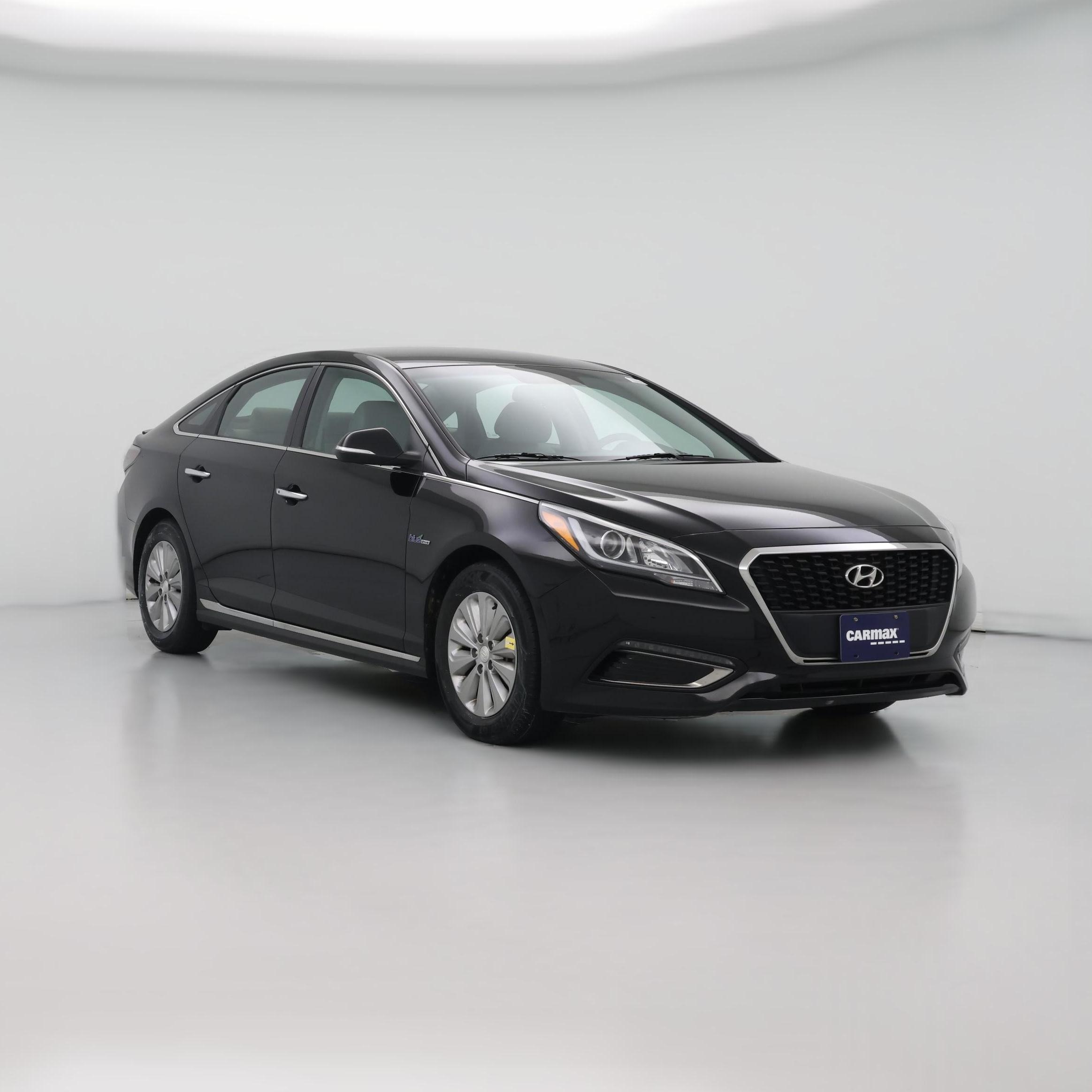 Thumbnail: 2016 Hyundai Sonata - 1