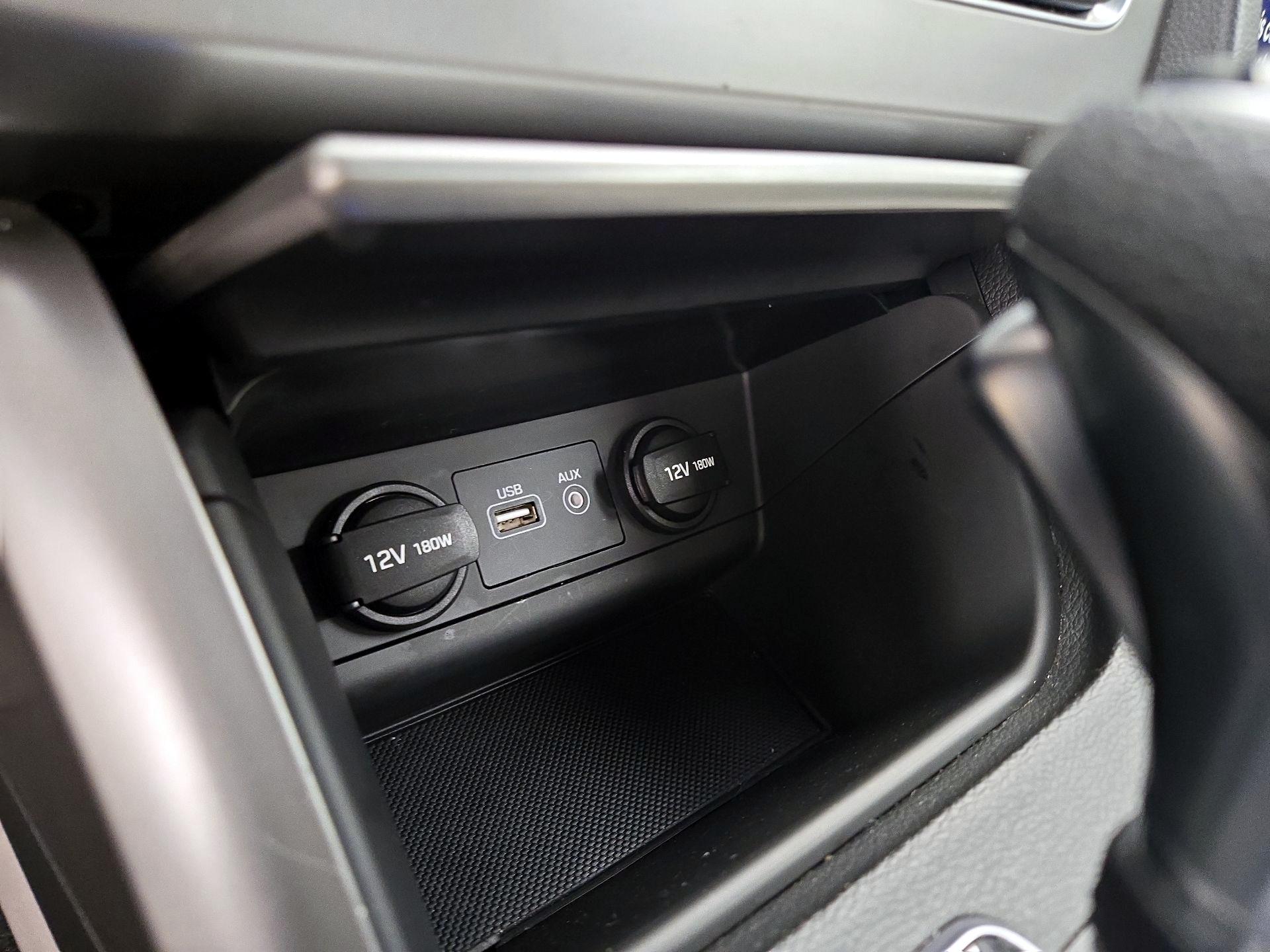 Thumbnail: 2016 Hyundai Sonata - 18