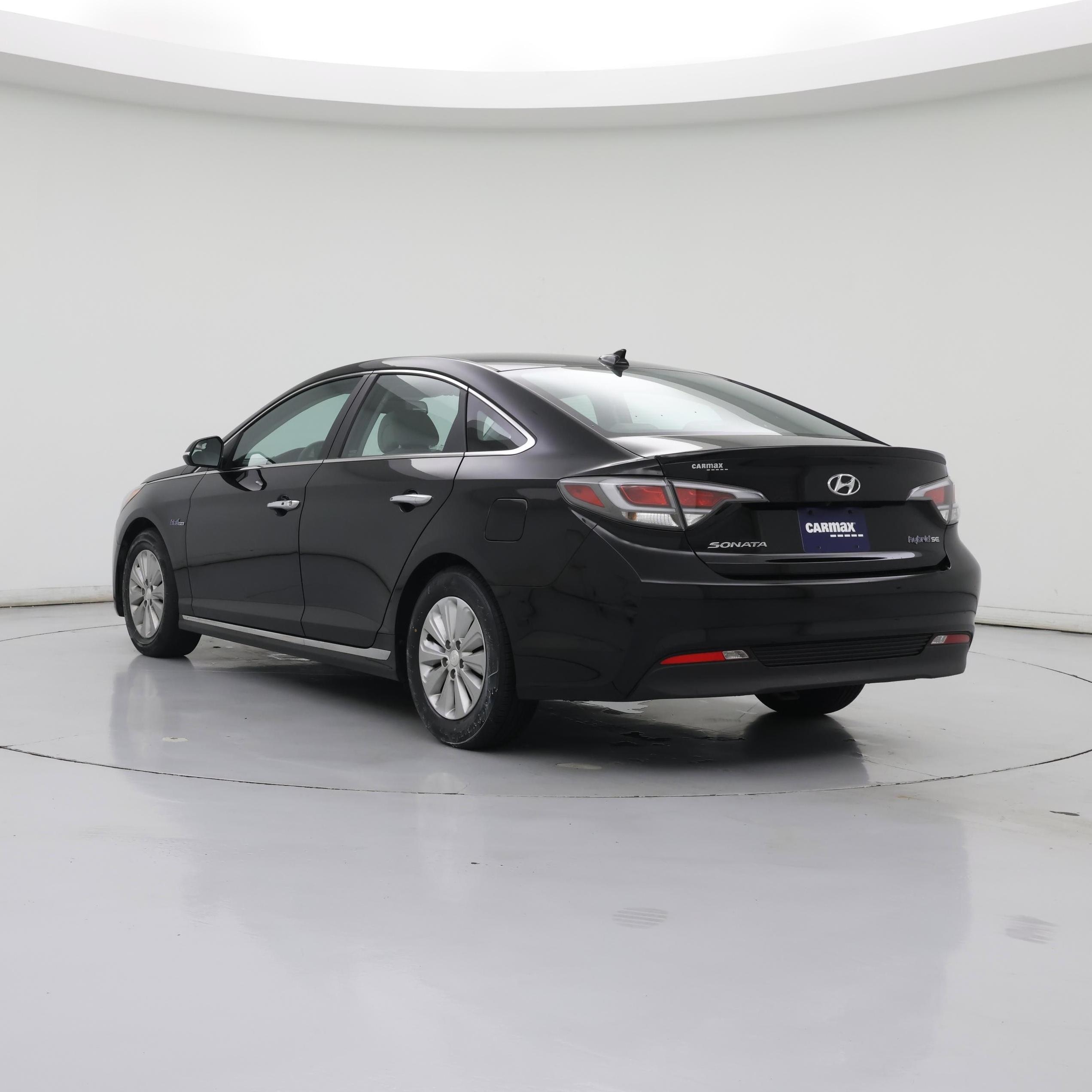 Thumbnail: 2016 Hyundai Sonata - 2