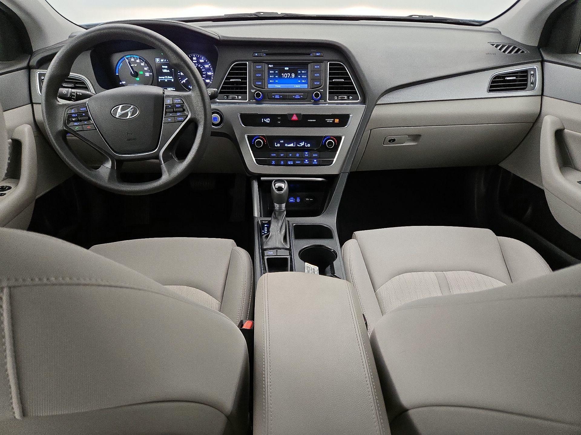 Thumbnail: 2016 Hyundai Sonata - 9