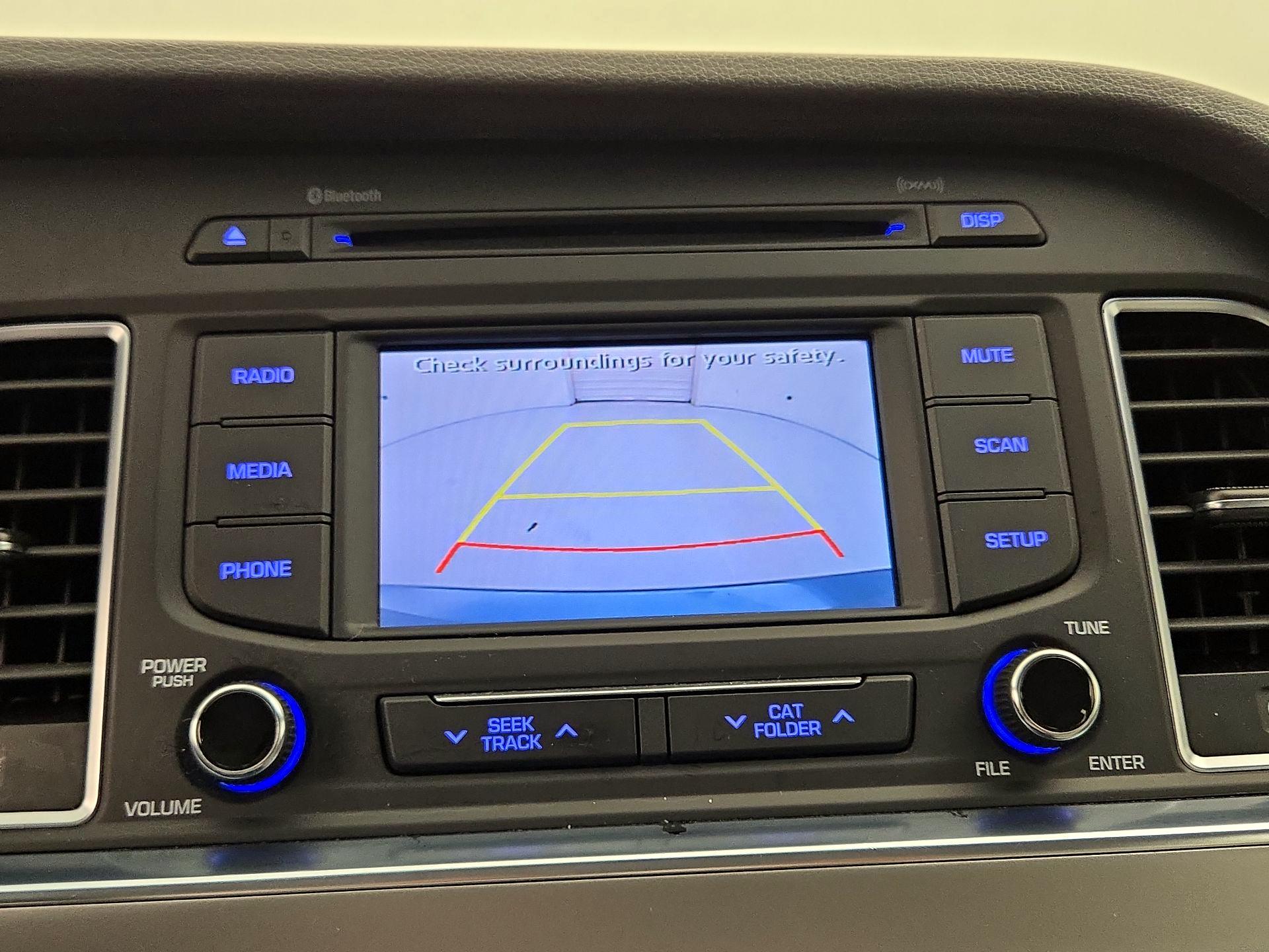 Thumbnail: 2016 Hyundai Sonata - 14