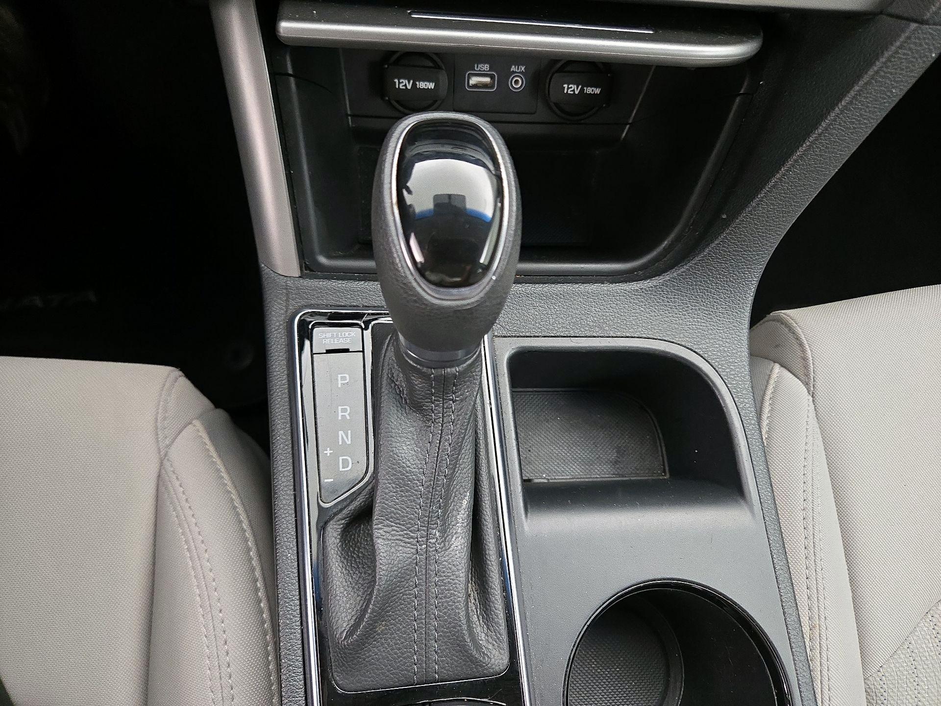 Thumbnail: 2016 Hyundai Sonata - 17