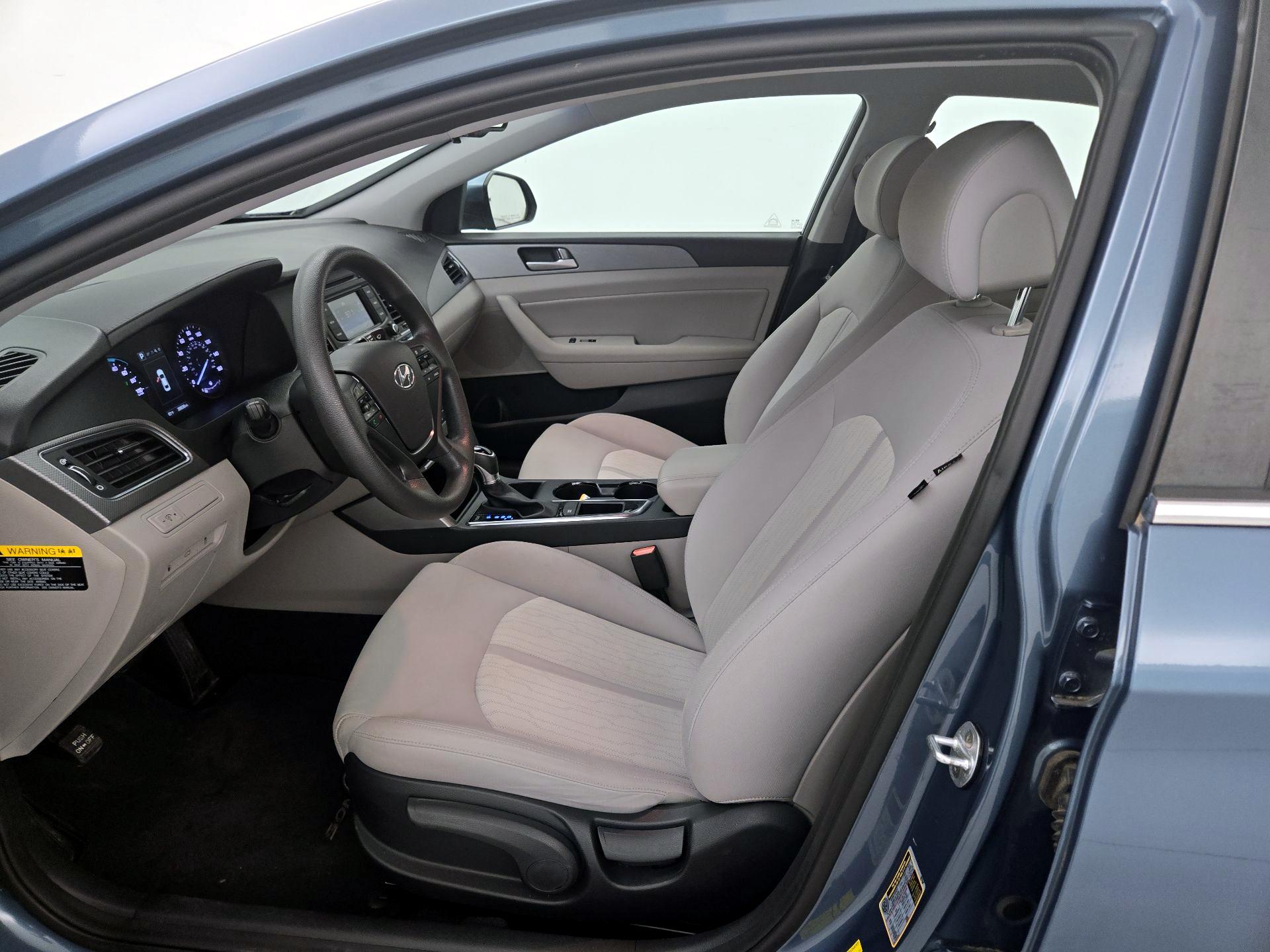 Thumbnail: 2016 Hyundai Sonata - 11