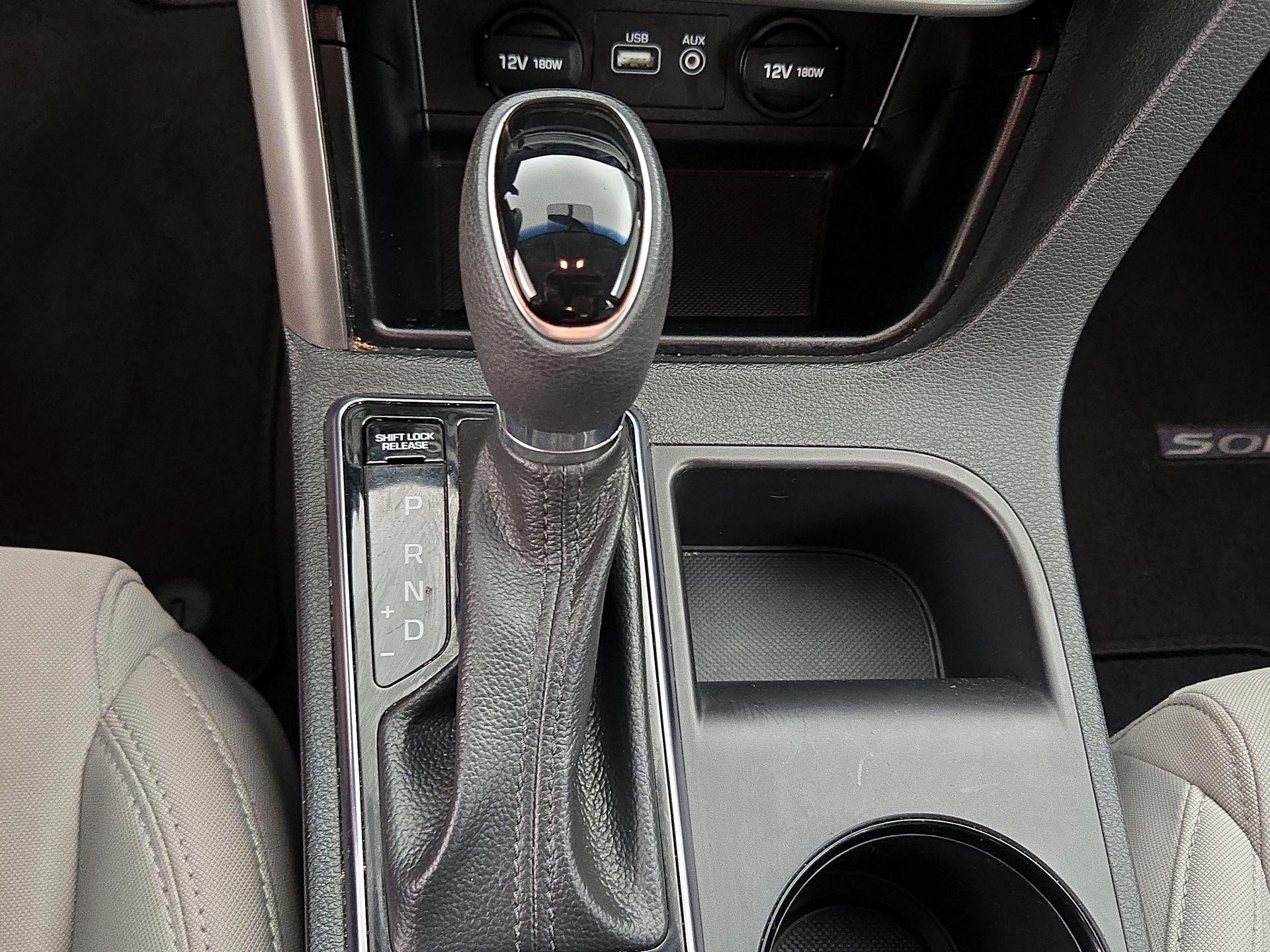 Thumbnail: 2017 Hyundai Sonata - 17