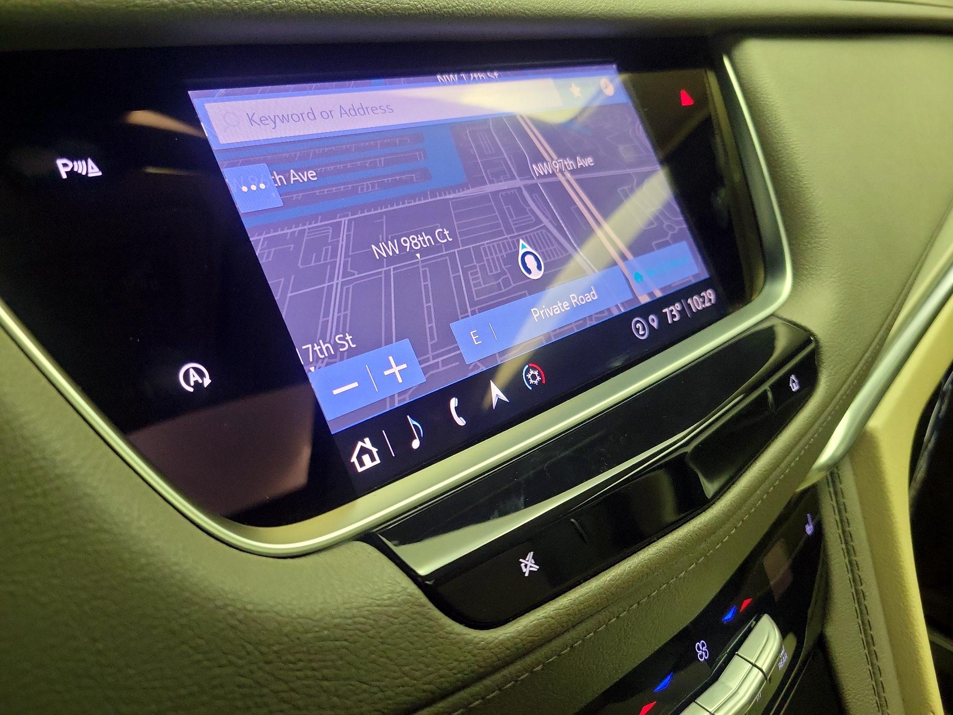 Thumbnail: 2023 Cadillac XT5 - 14