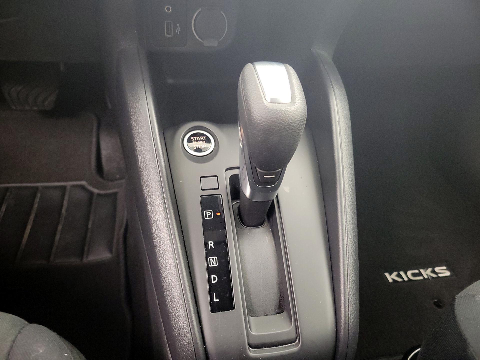 Thumbnail: 2024 Nissan Kicks - 17