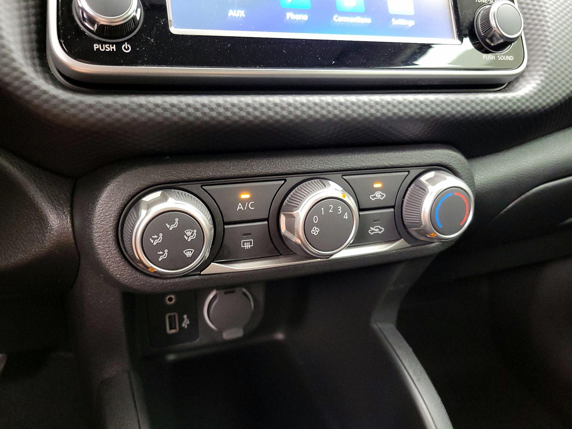 Thumbnail: 2024 Nissan Kicks - 16