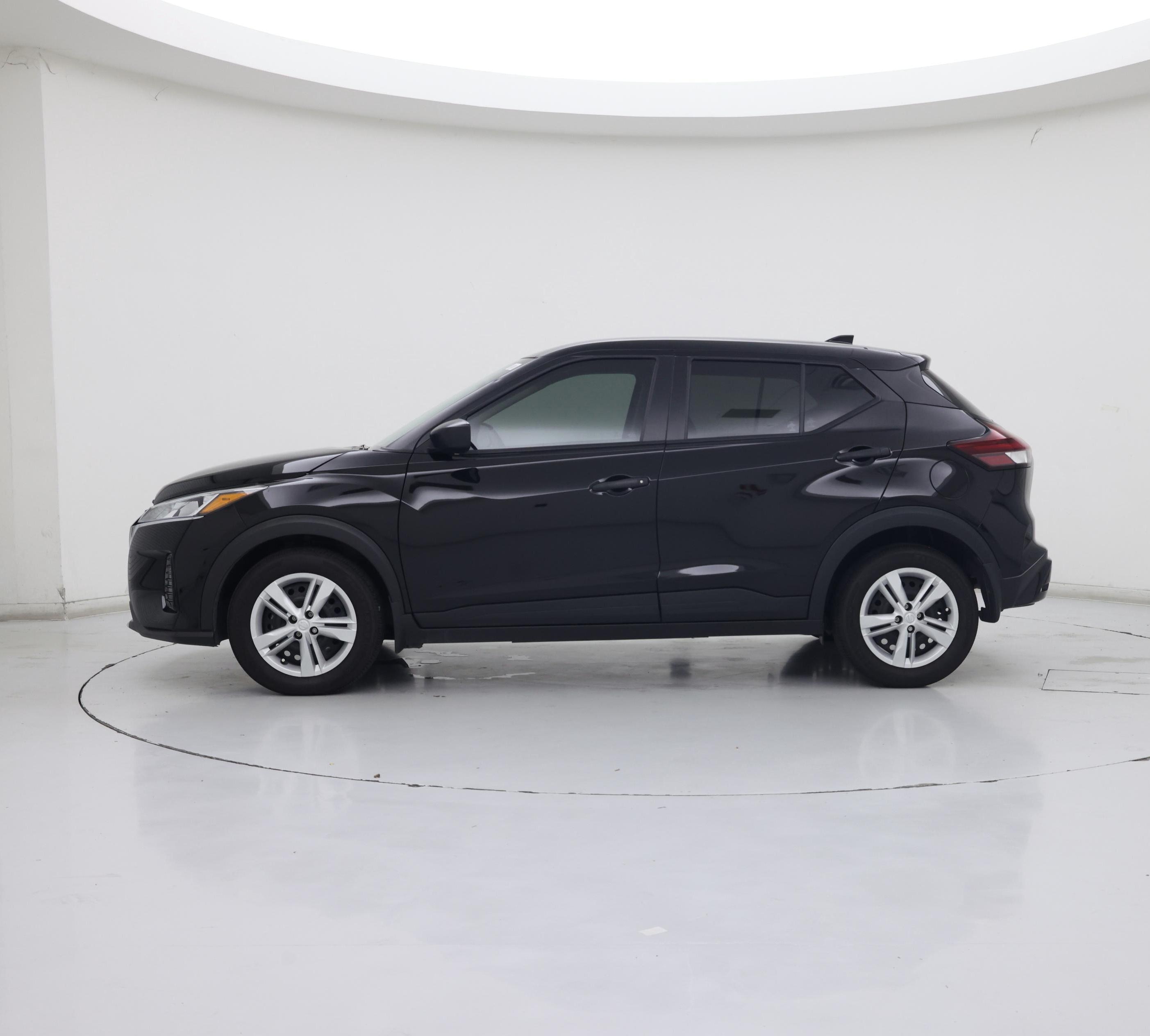 Thumbnail: 2024 Nissan Kicks - 3
