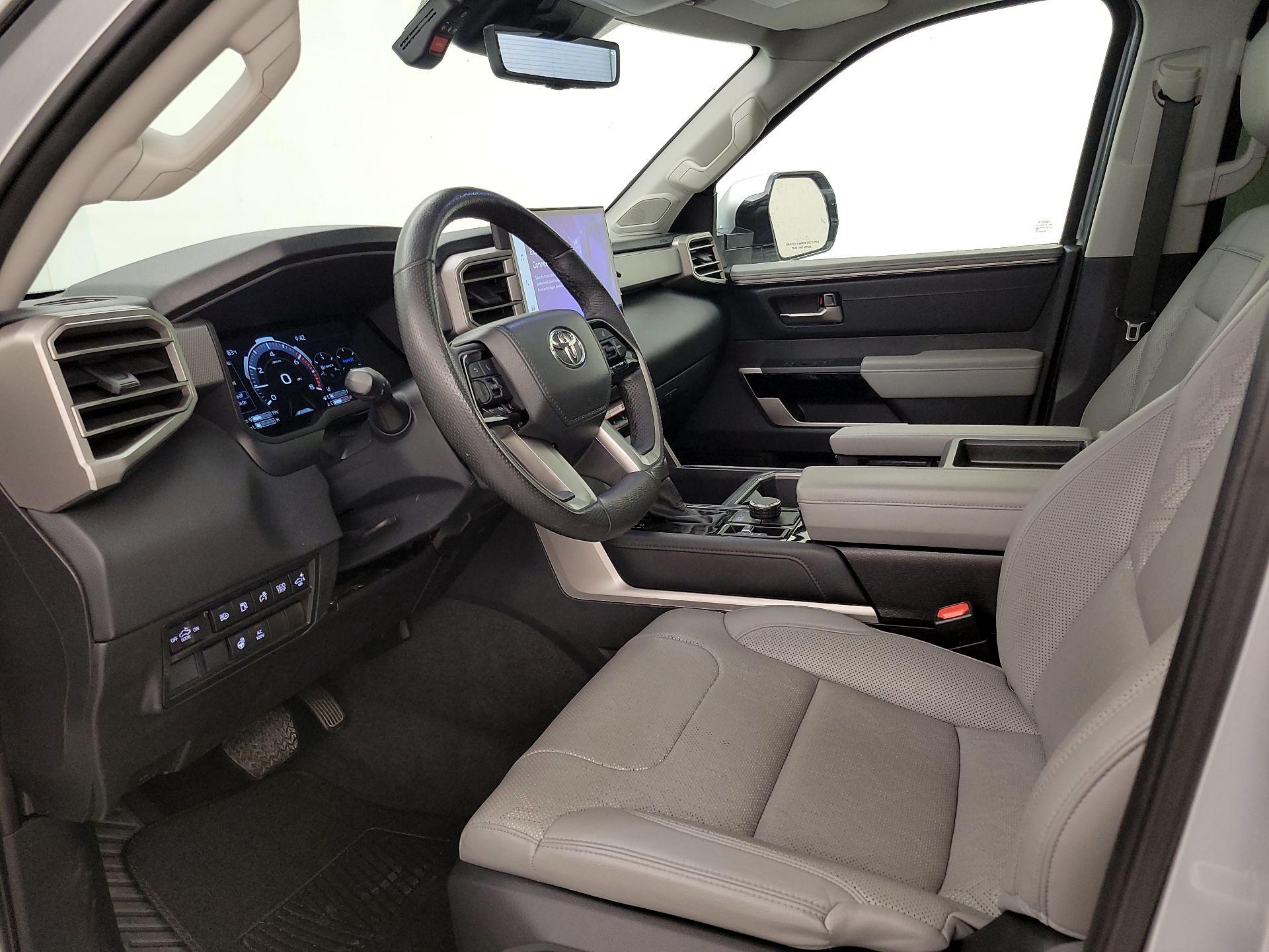 Thumbnail: 2022 Toyota Tundra - 11