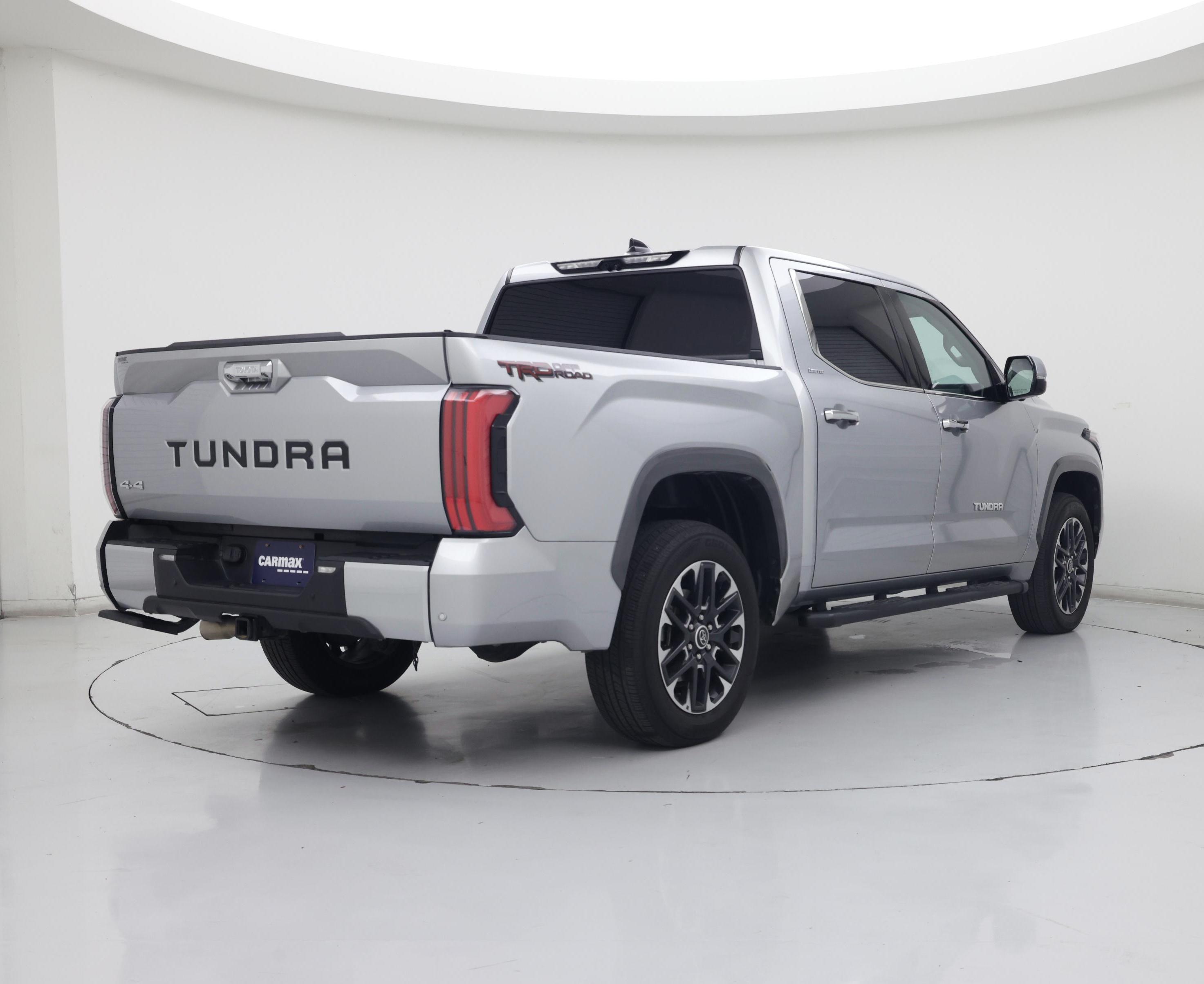 Thumbnail: 2022 Toyota Tundra - 8