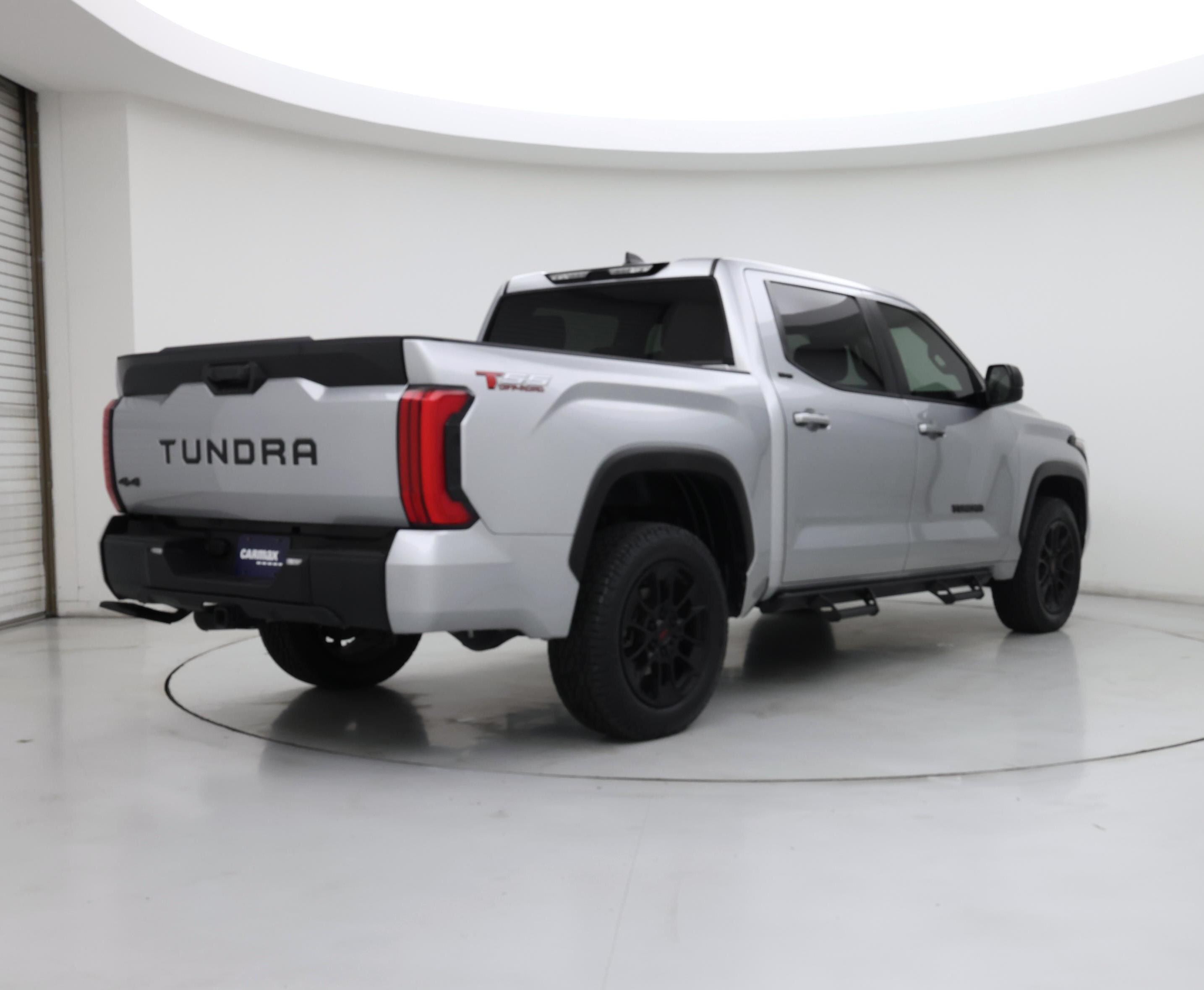 Thumbnail: 2024 Toyota Tundra - 8