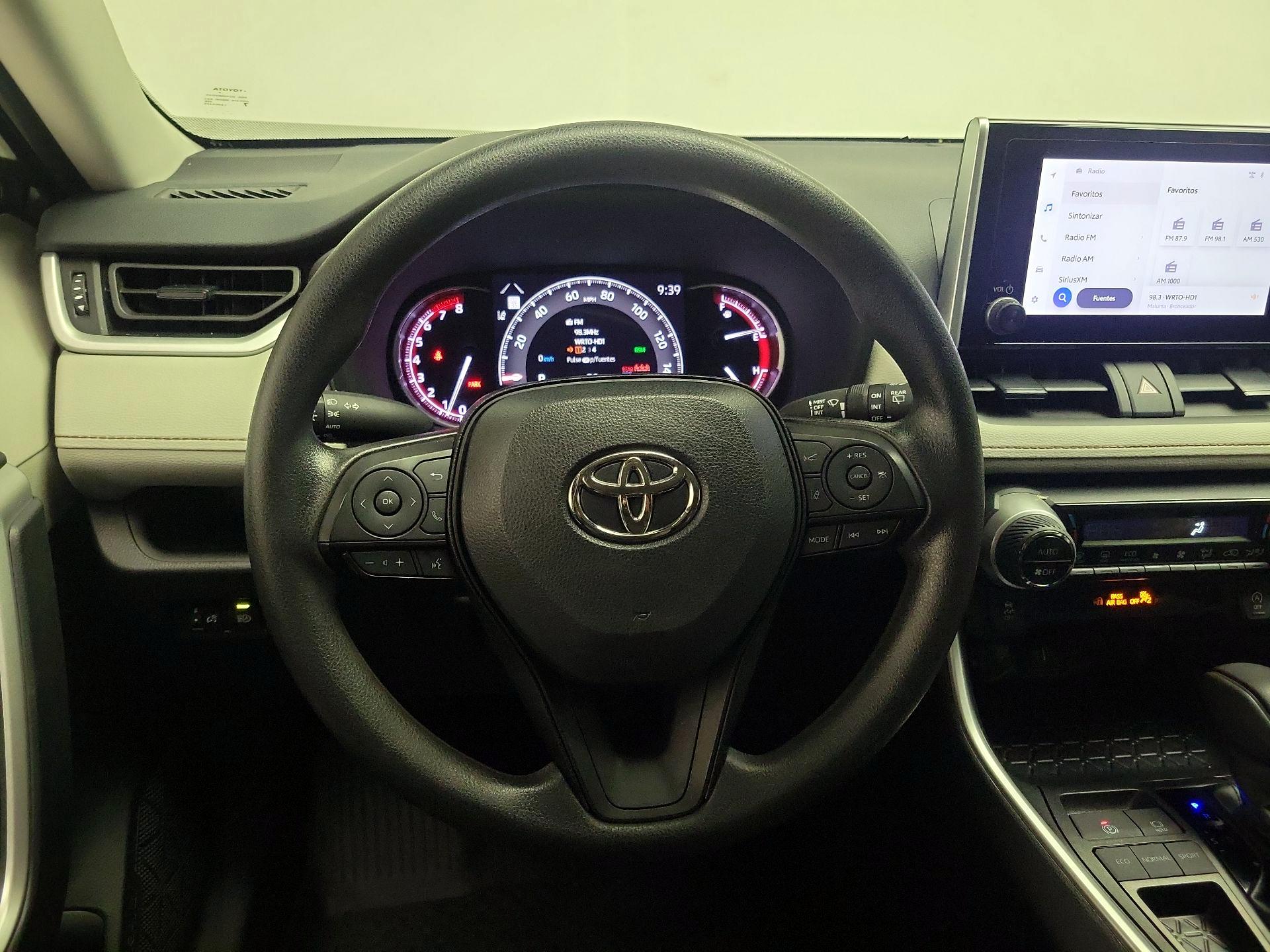 Thumbnail: 2024 Toyota RAV4 - 10