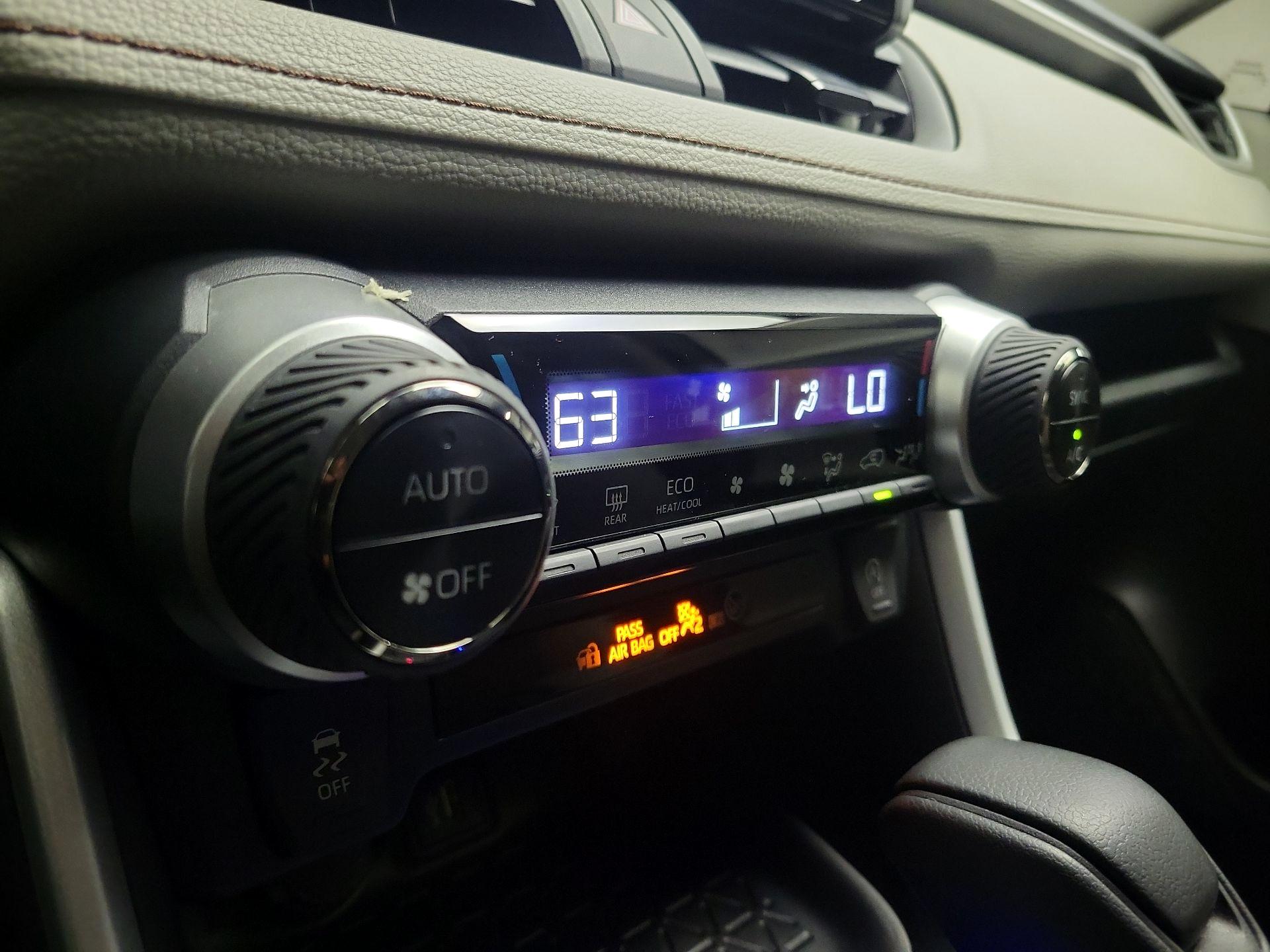 Thumbnail: 2024 Toyota RAV4 - 17