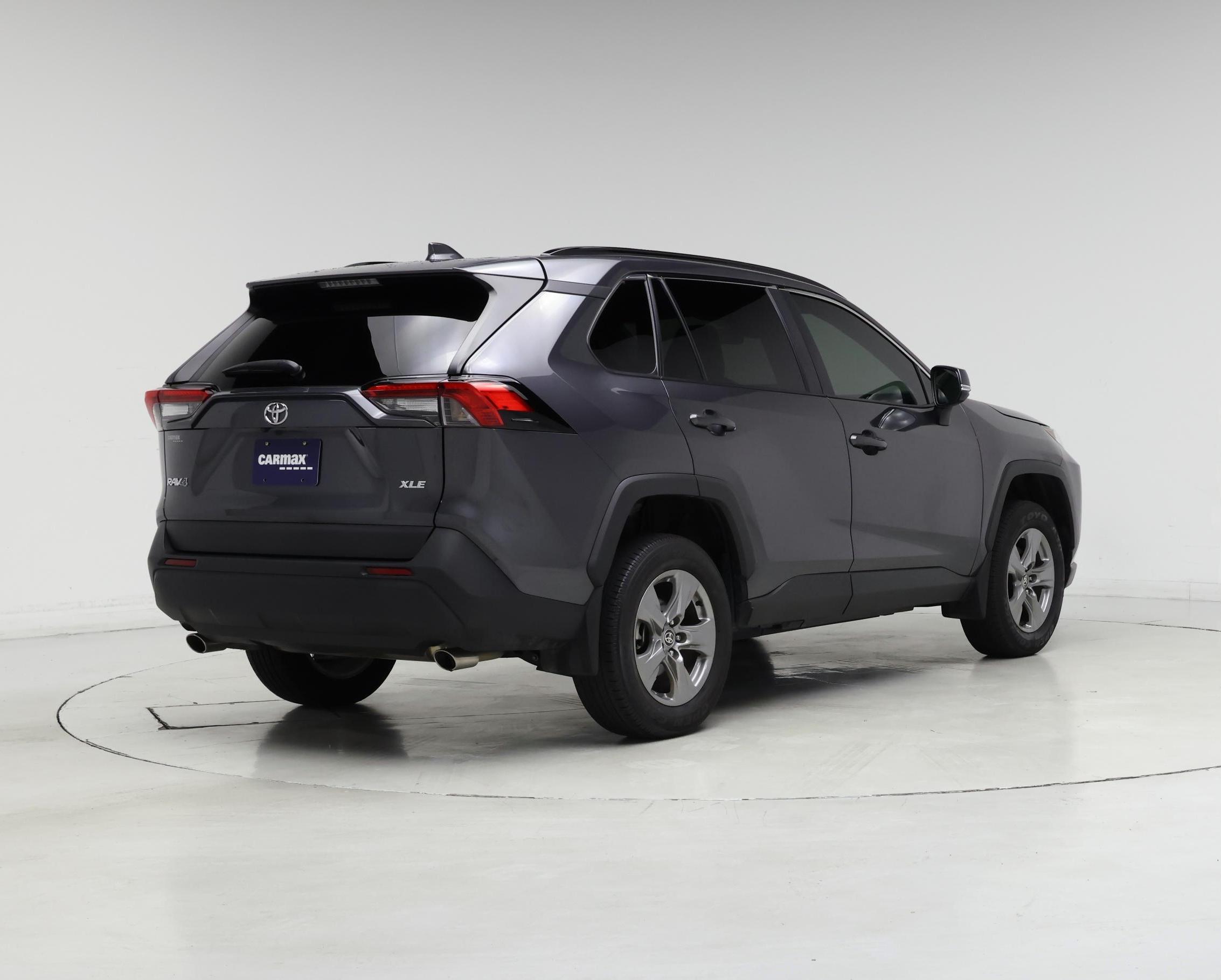 Thumbnail: 2024 Toyota RAV4 - 8